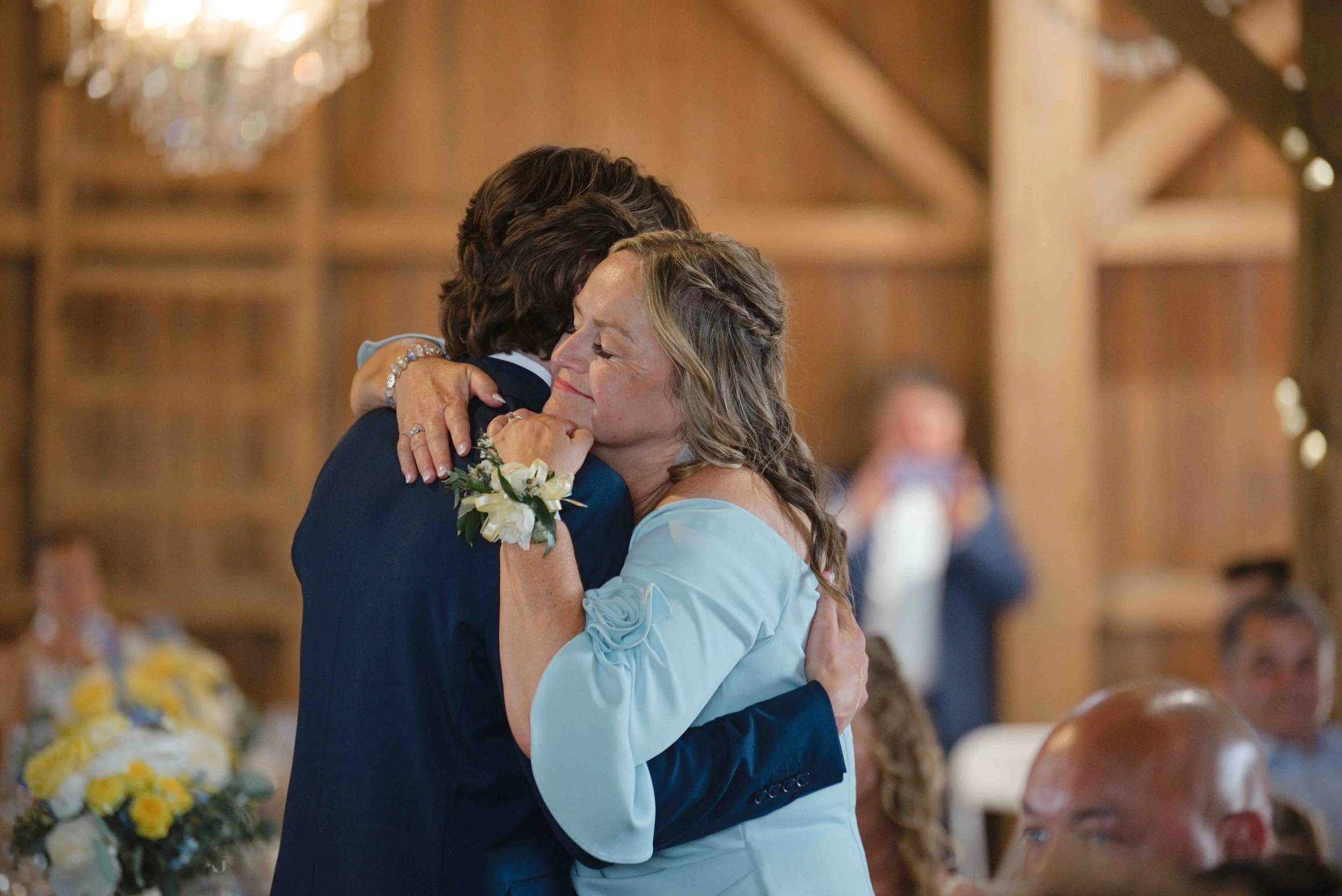 wedding-reception-rustic-barn-at-hopewell-2026-36.jpg