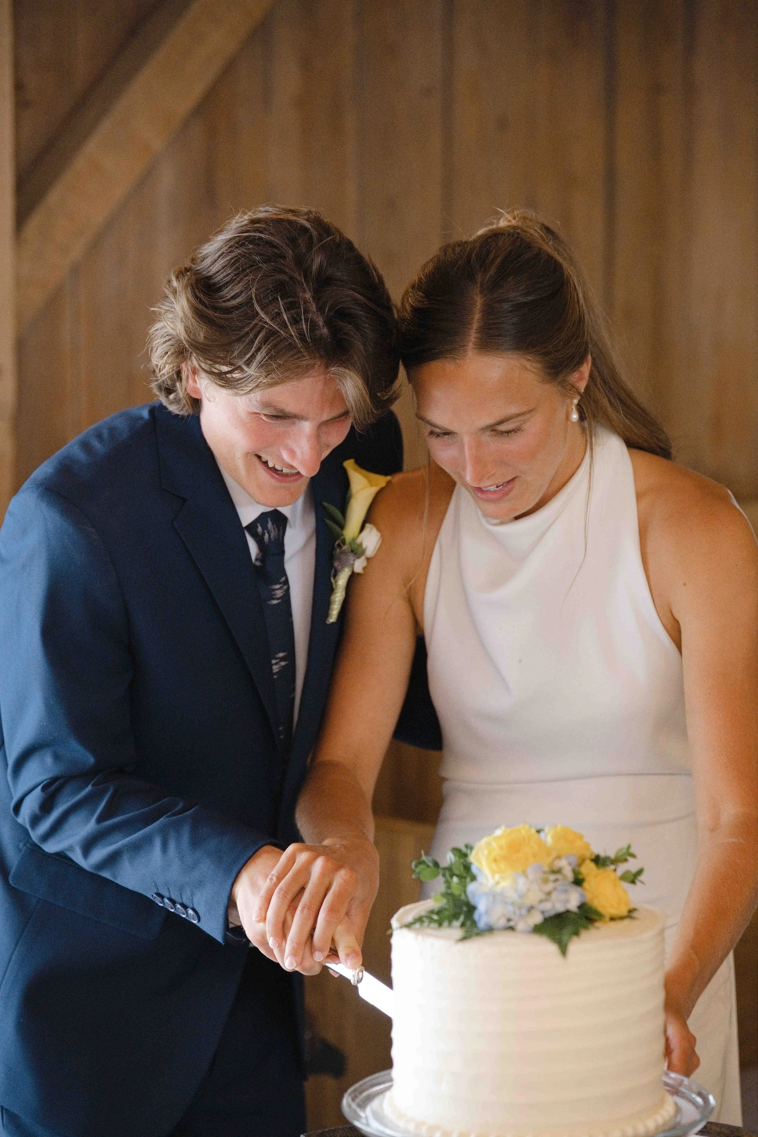 wedding-reception-rustic-barn-at-hopewell-2026-41.jpg