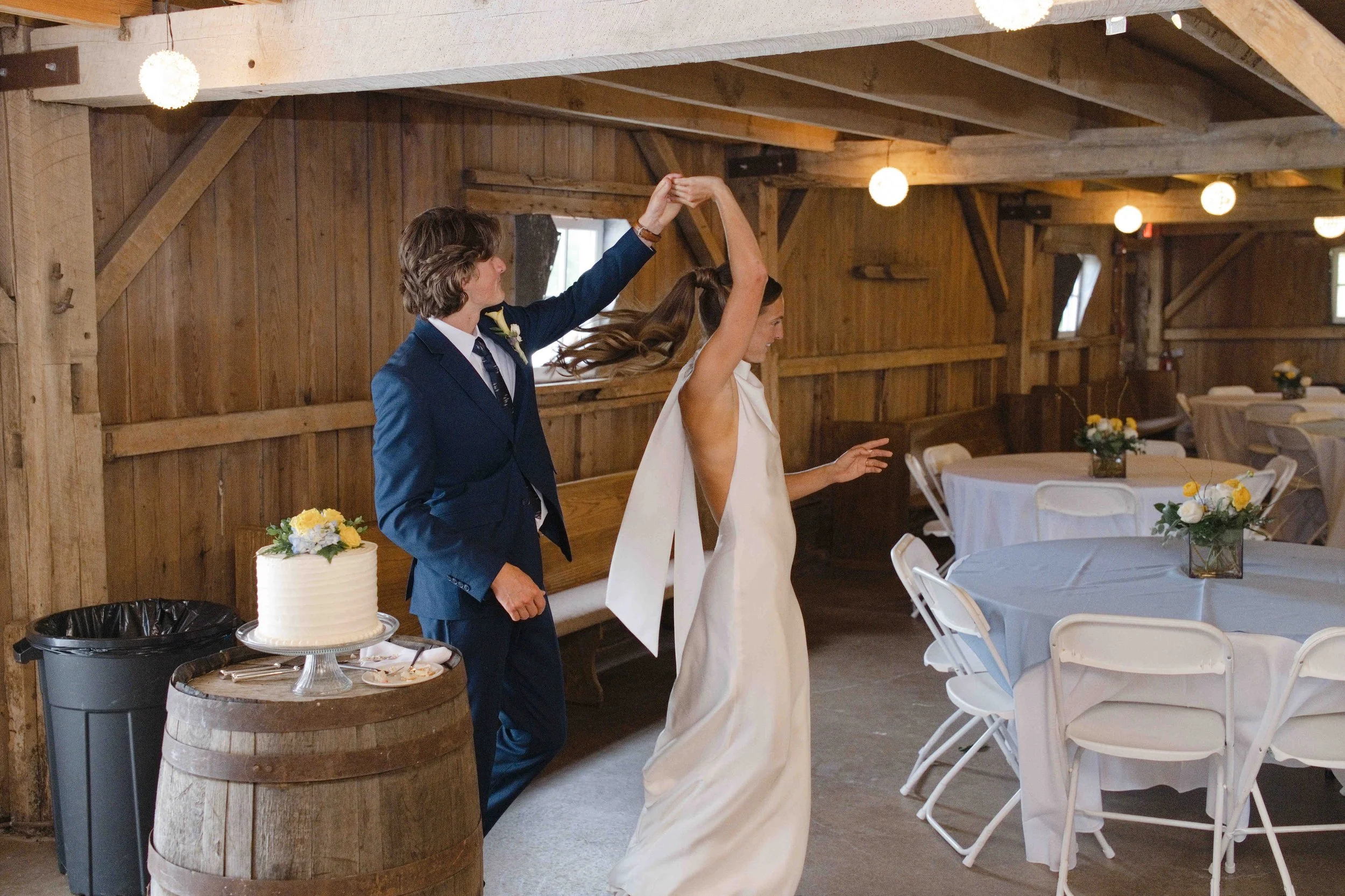wedding-reception-rustic-barn-at-hopewell-2026-43.jpg