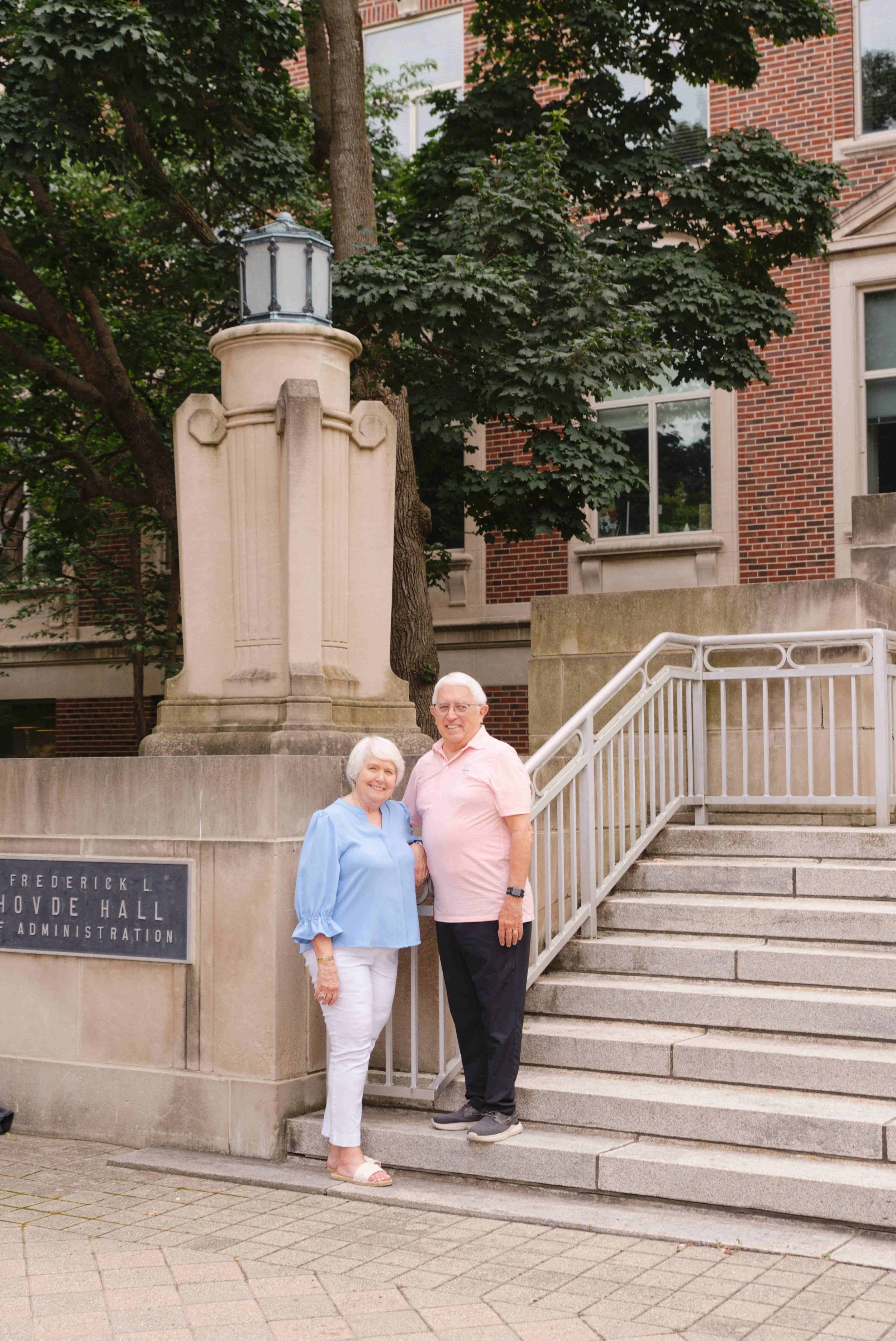 Extended-Family-pictures-Purdue-University-West-Lafayette-109.jpg