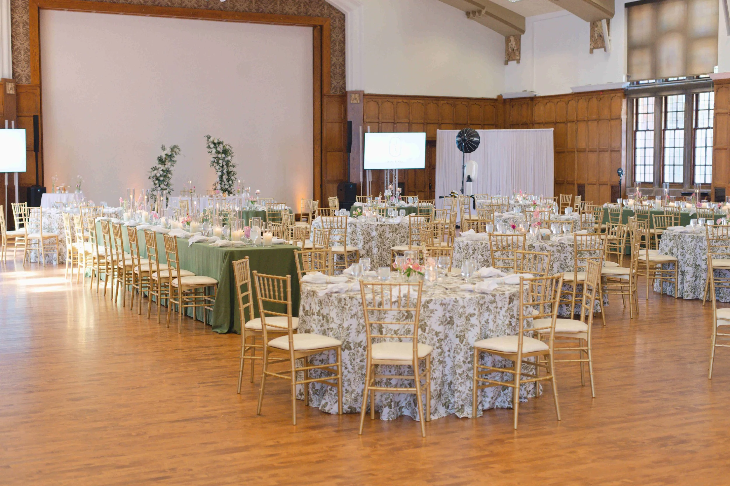 Wedding-reception-Purdue-University-Union-table-flowers-11.jpg