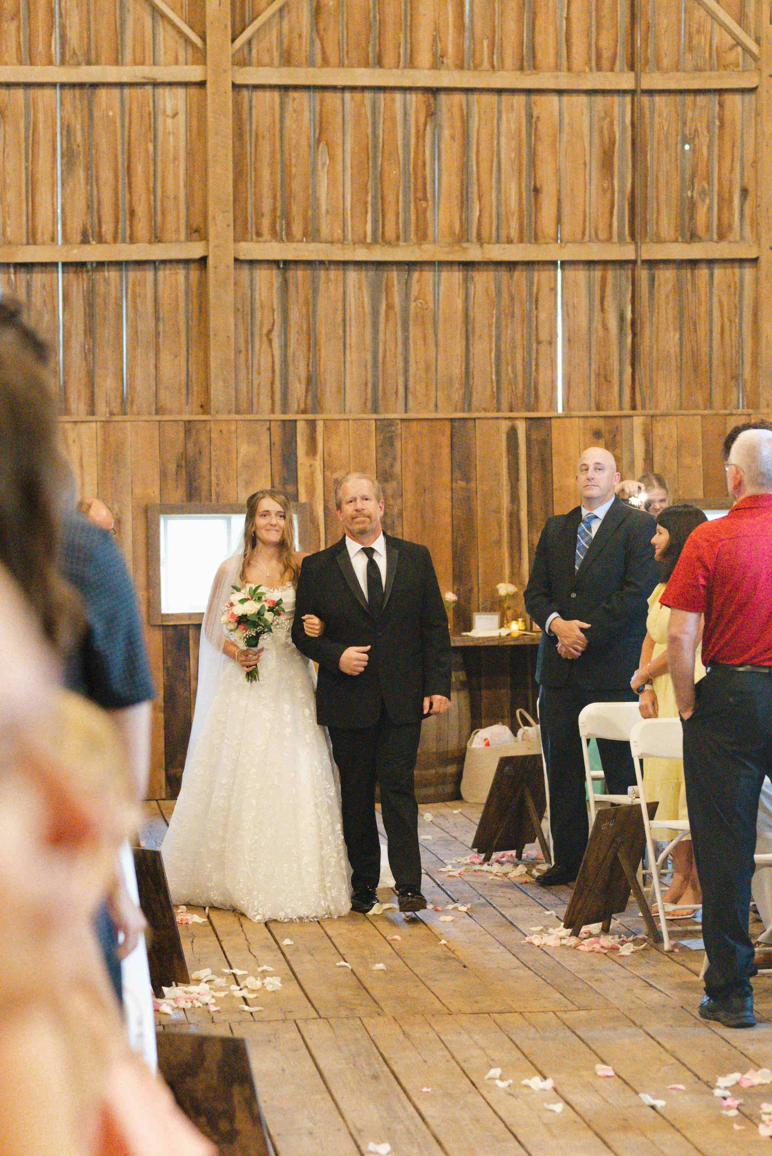 Wedding-For-Lou-Farms-Greefield-Indiana-043.jpg