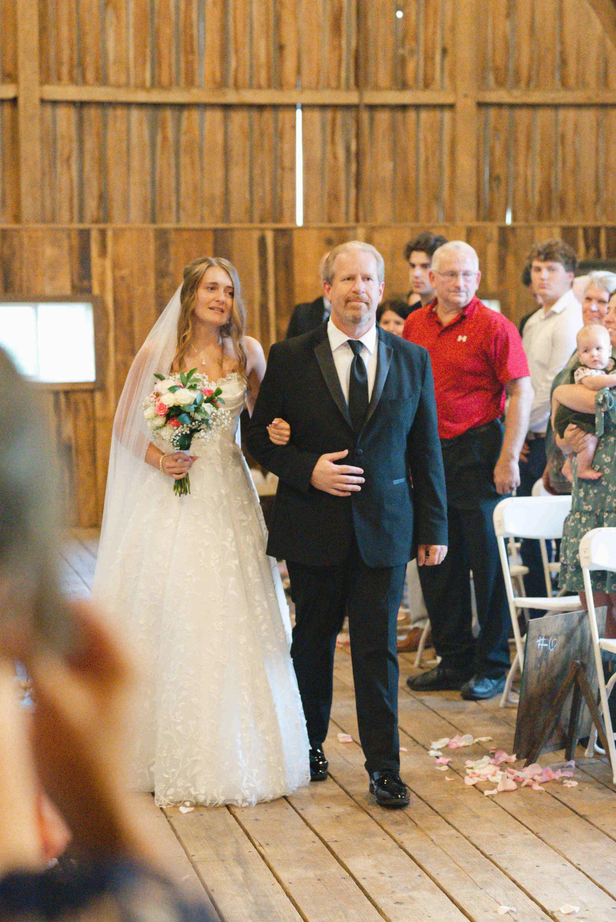 Wedding-For-Lou-Farms-Greefield-Indiana-045.jpg