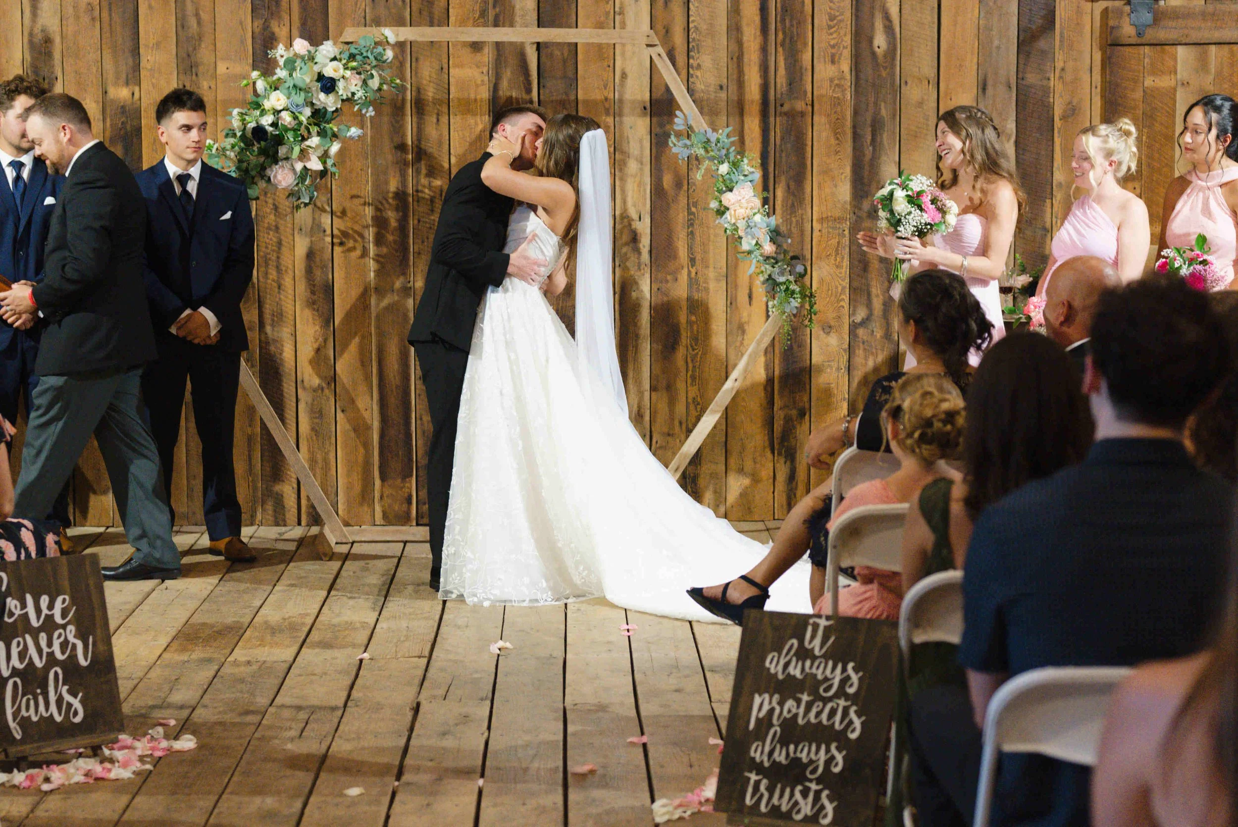 Wedding-For-Lou-Farms-Greefield-Indiana-058.jpg