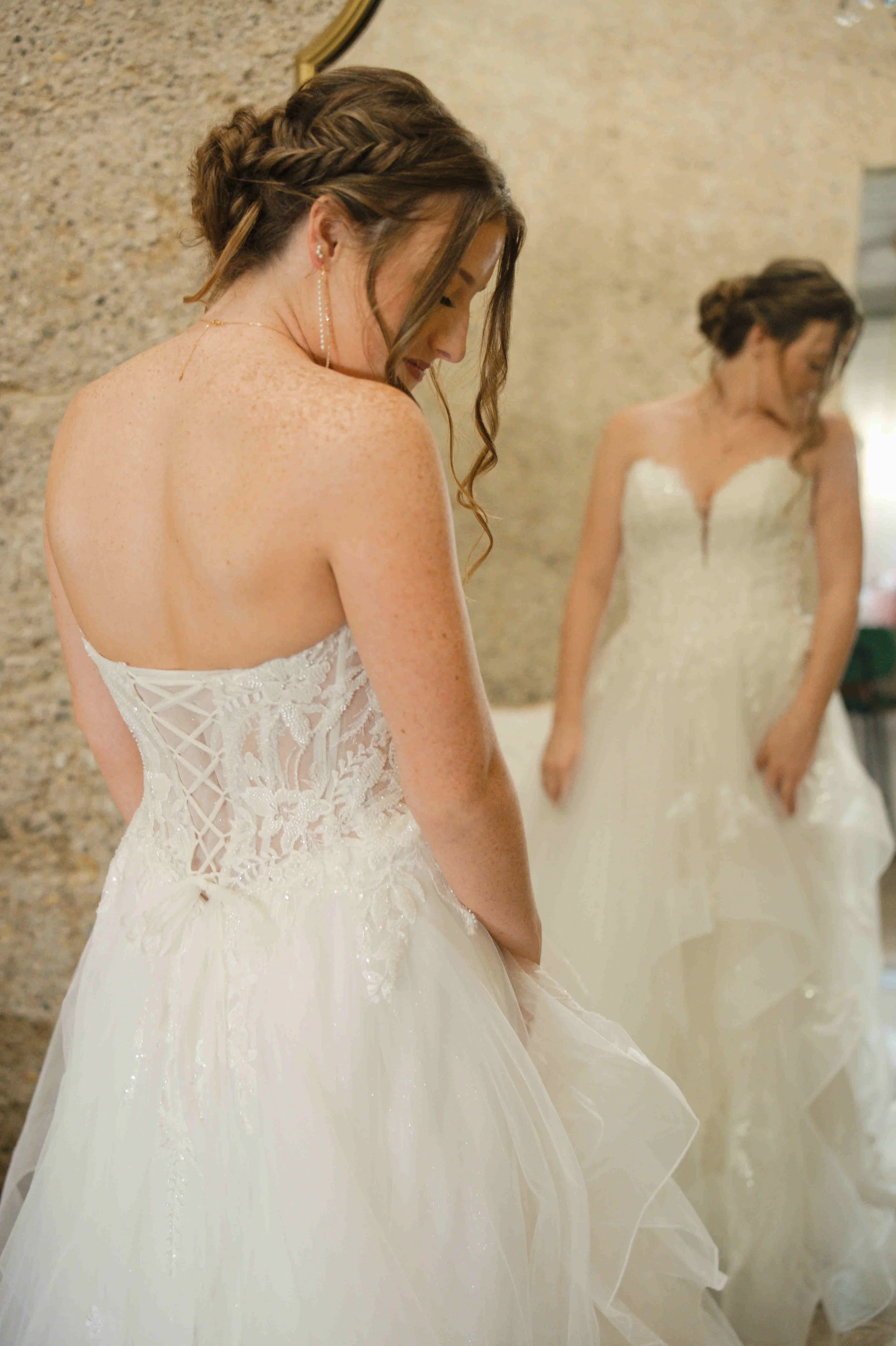 Indiana-August-Wedding-Blossom-Barn-Heather-Corbin-Photography-2026-019.jpg