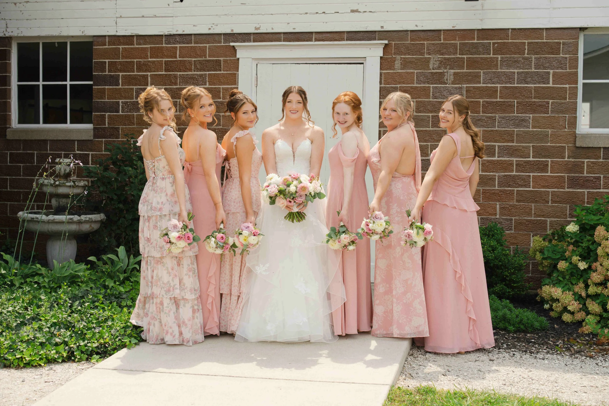Indiana-August-Wedding-Blossom-Barn-Heather-Corbin-Photography-2026-052.jpg