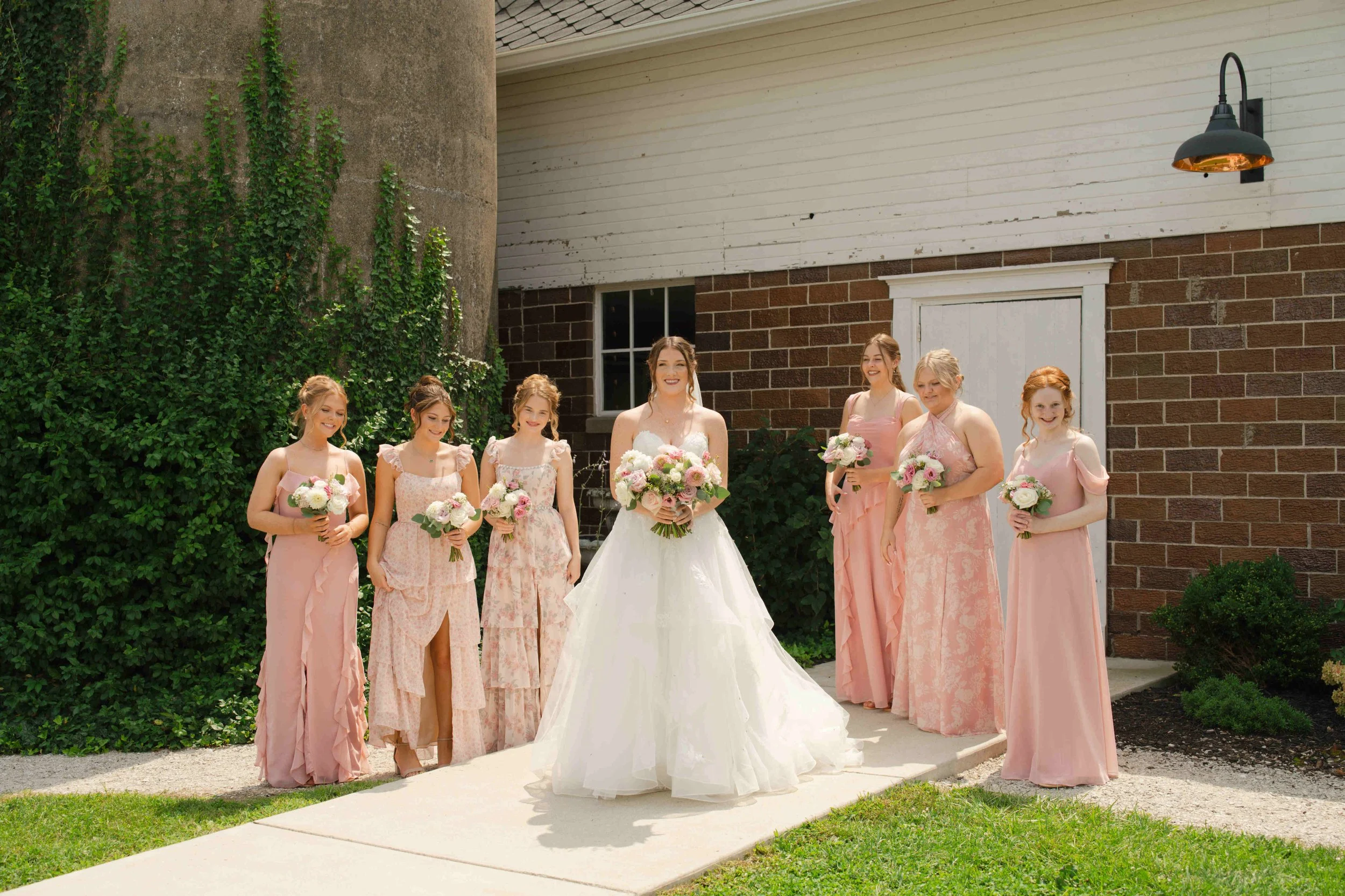 Indiana-August-Wedding-Blossom-Barn-Heather-Corbin-Photography-2026-054.jpg