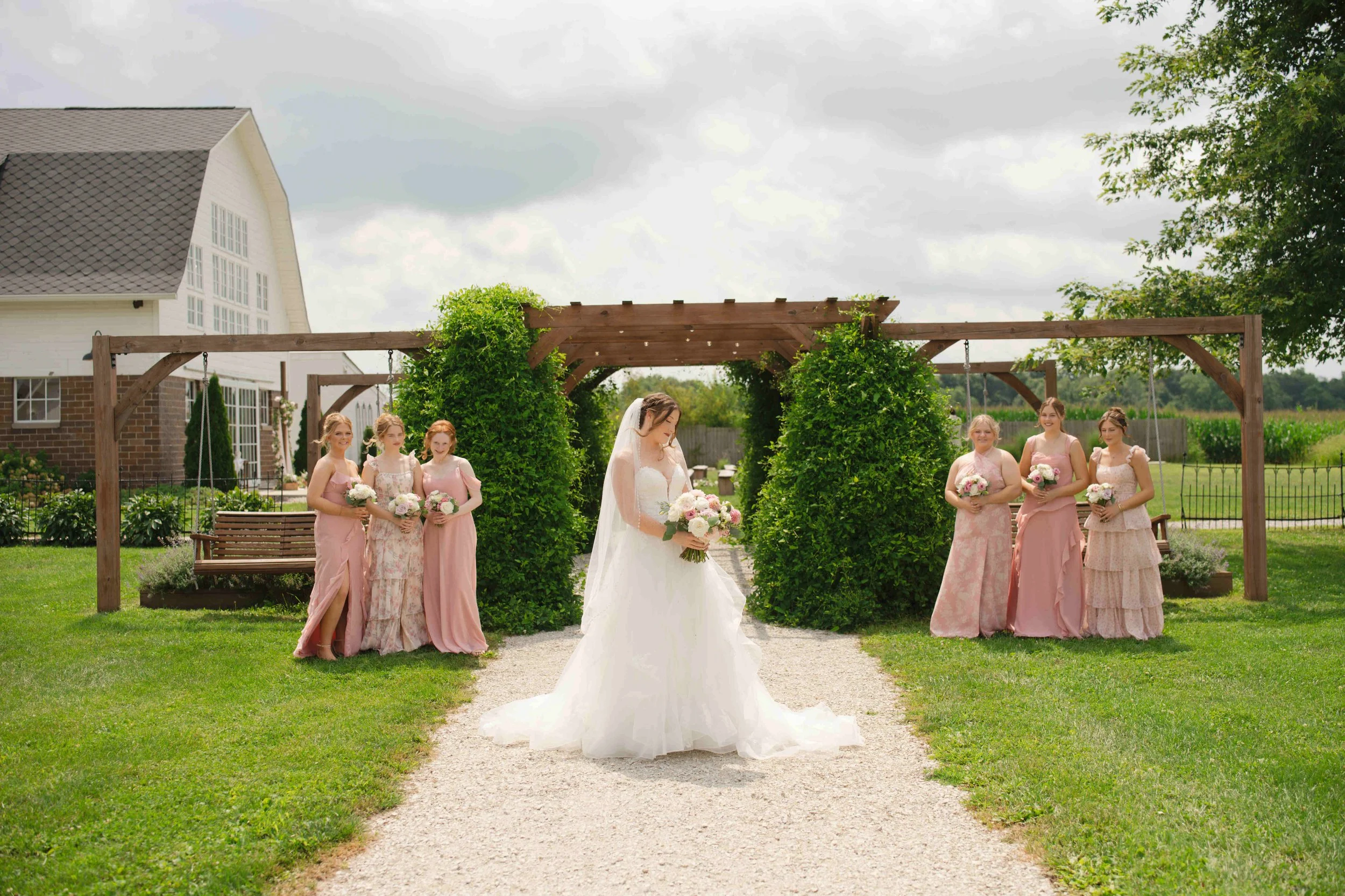 Indiana-August-Wedding-Blossom-Barn-Heather-Corbin-Photography-2026-058.jpg