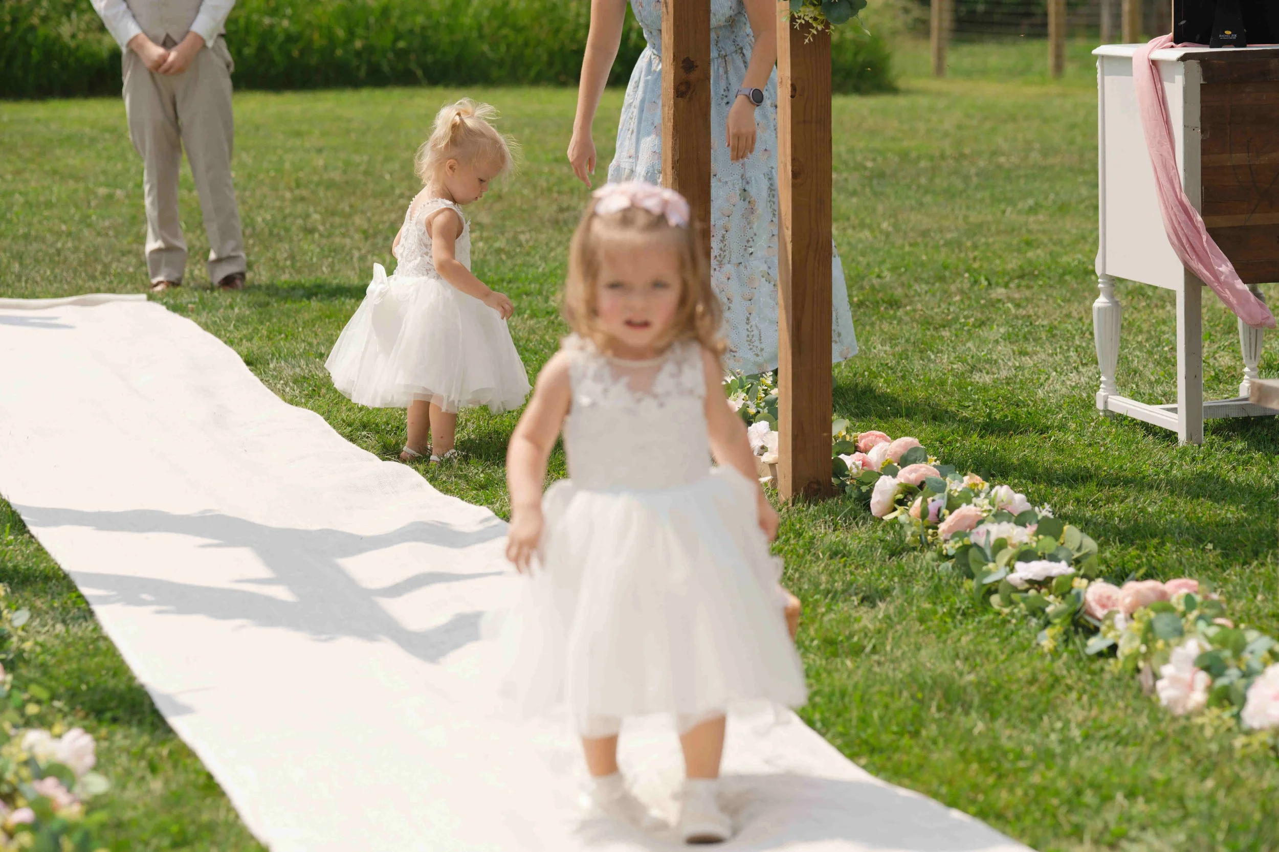 Indiana-August-Wedding-Blossom-Barn-Heather-Corbin-Photography-2026-100.jpg