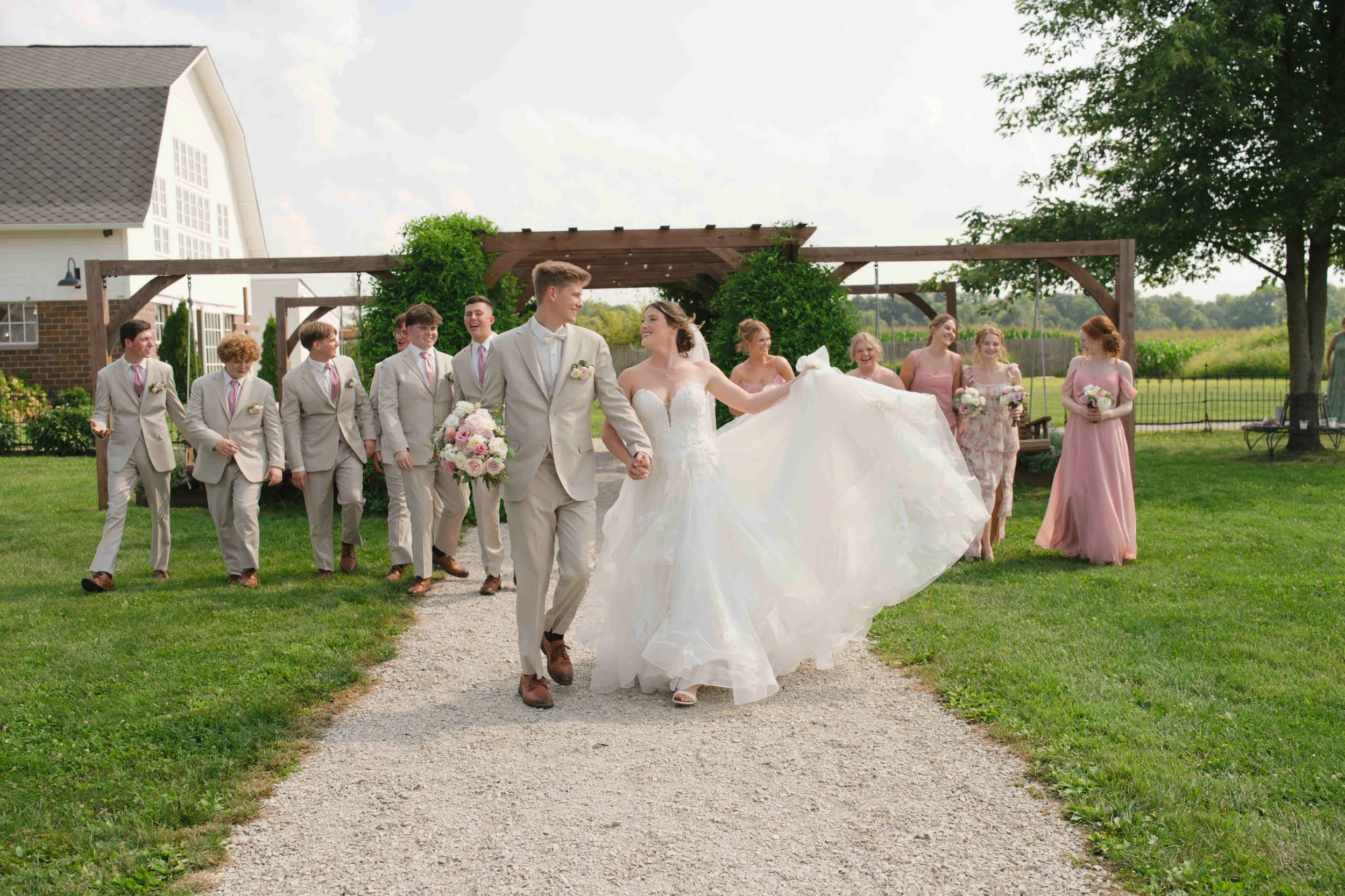 Indiana-August-Wedding-Blossom-Barn-Heather-Corbin-Photography-2026-149.jpg