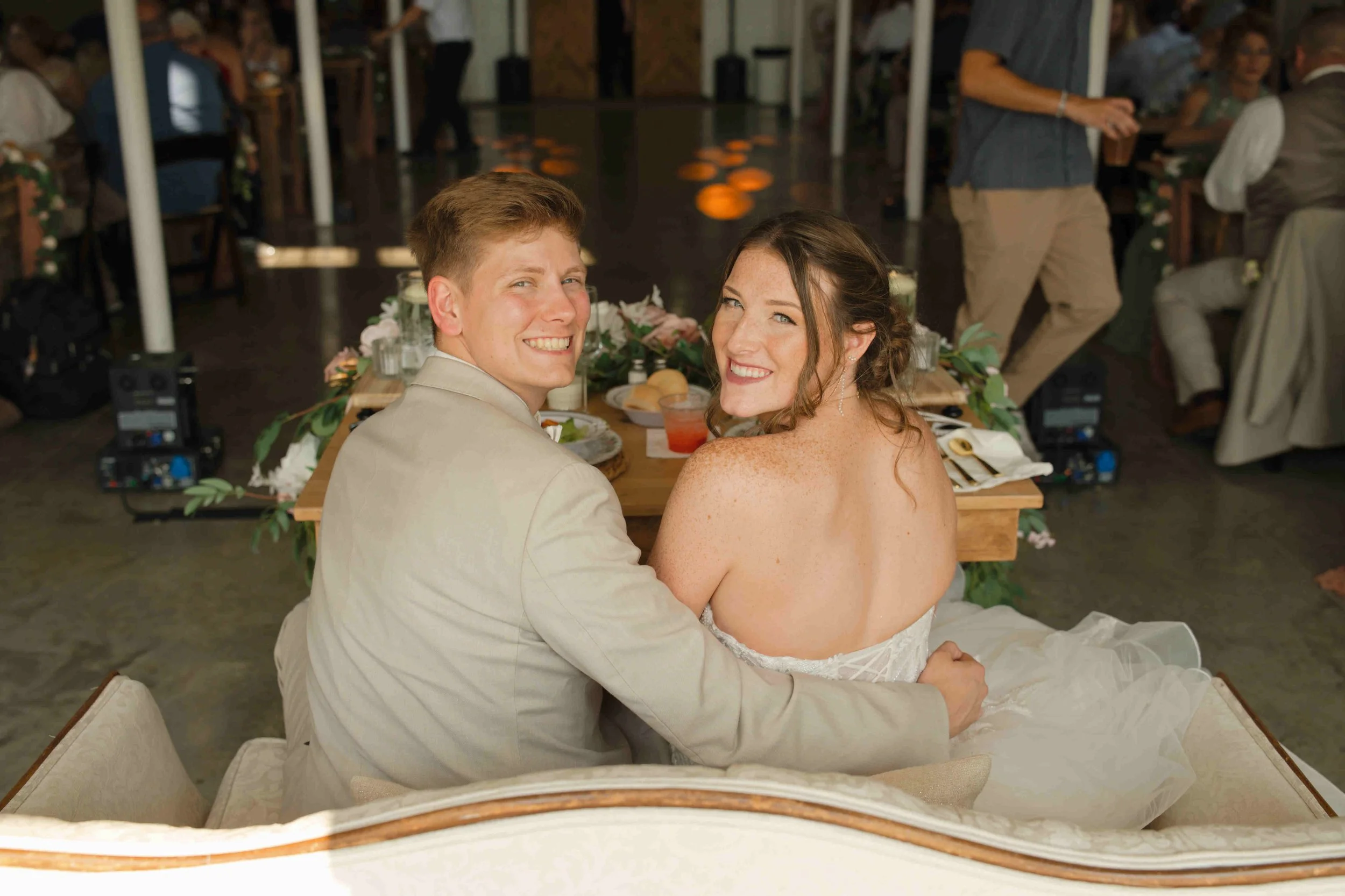 Indiana-August-Wedding-Blossom-Barn-Heather-Corbin-Photography-2026-203.jpg