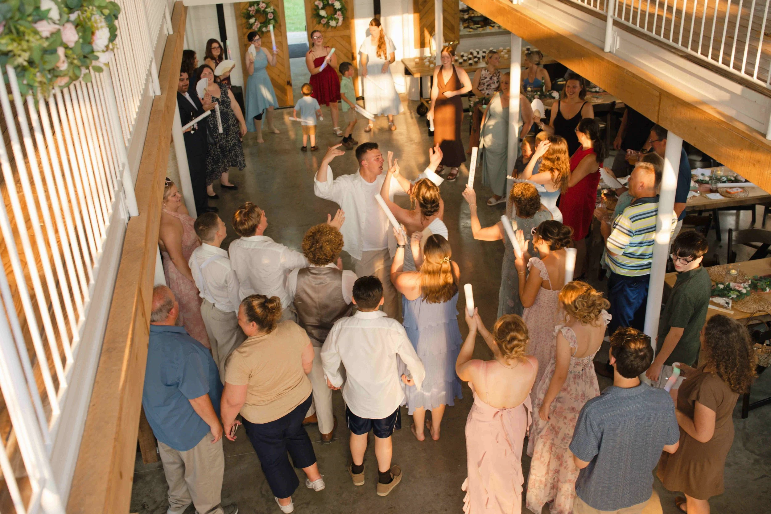 Indiana-August-Wedding-Blossom-Barn-Heather-Corbin-Photography-2026-264.jpg