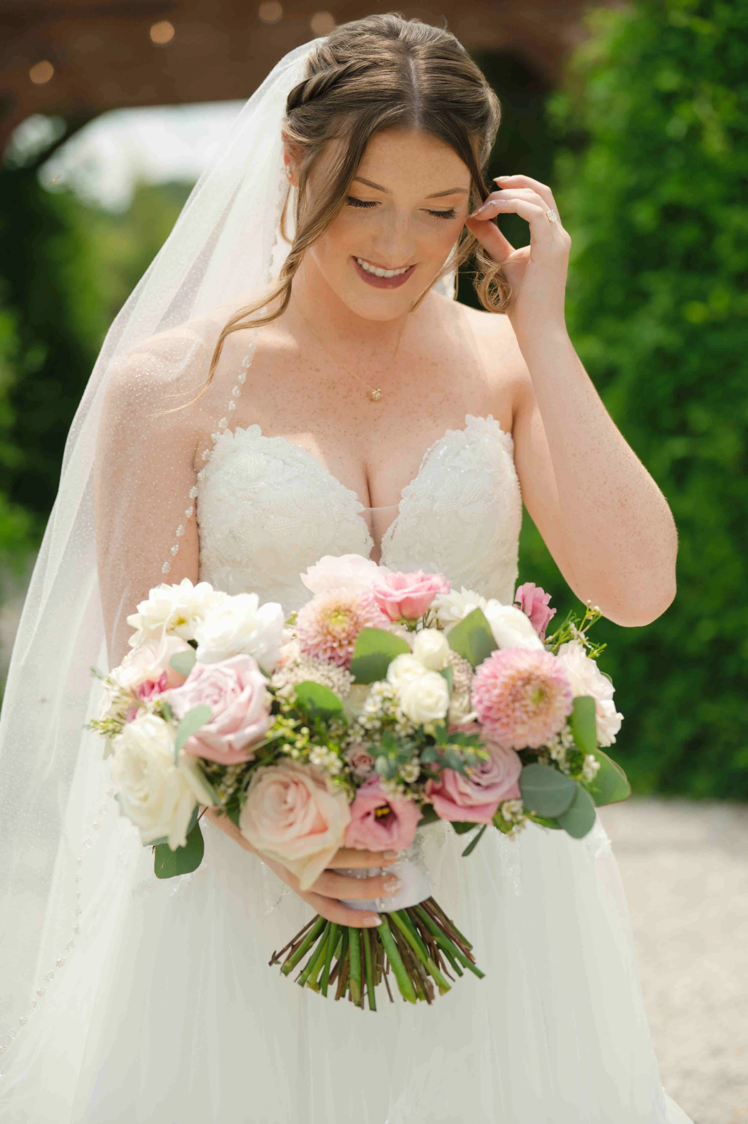 Indiana-August-Wedding-Blossom-Barn-Heather-Corbin-Photography-2026-060.jpg