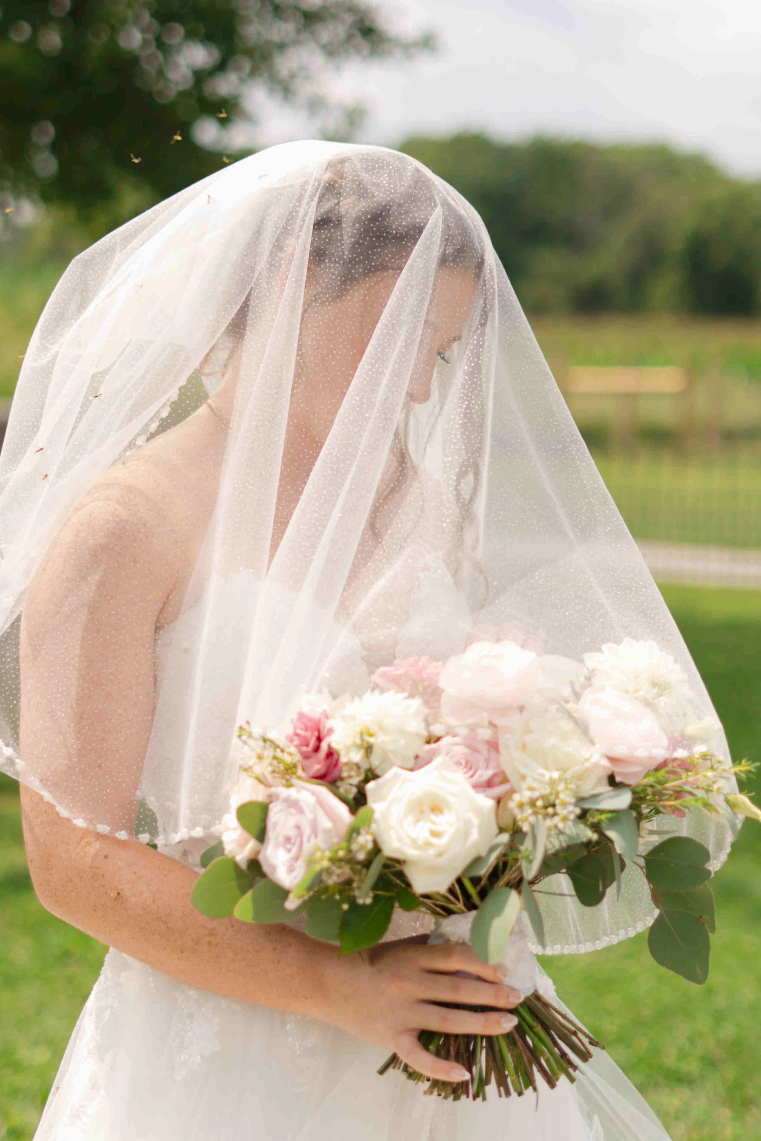Indiana-August-Wedding-Blossom-Barn-Heather-Corbin-Photography-2026-064.jpg