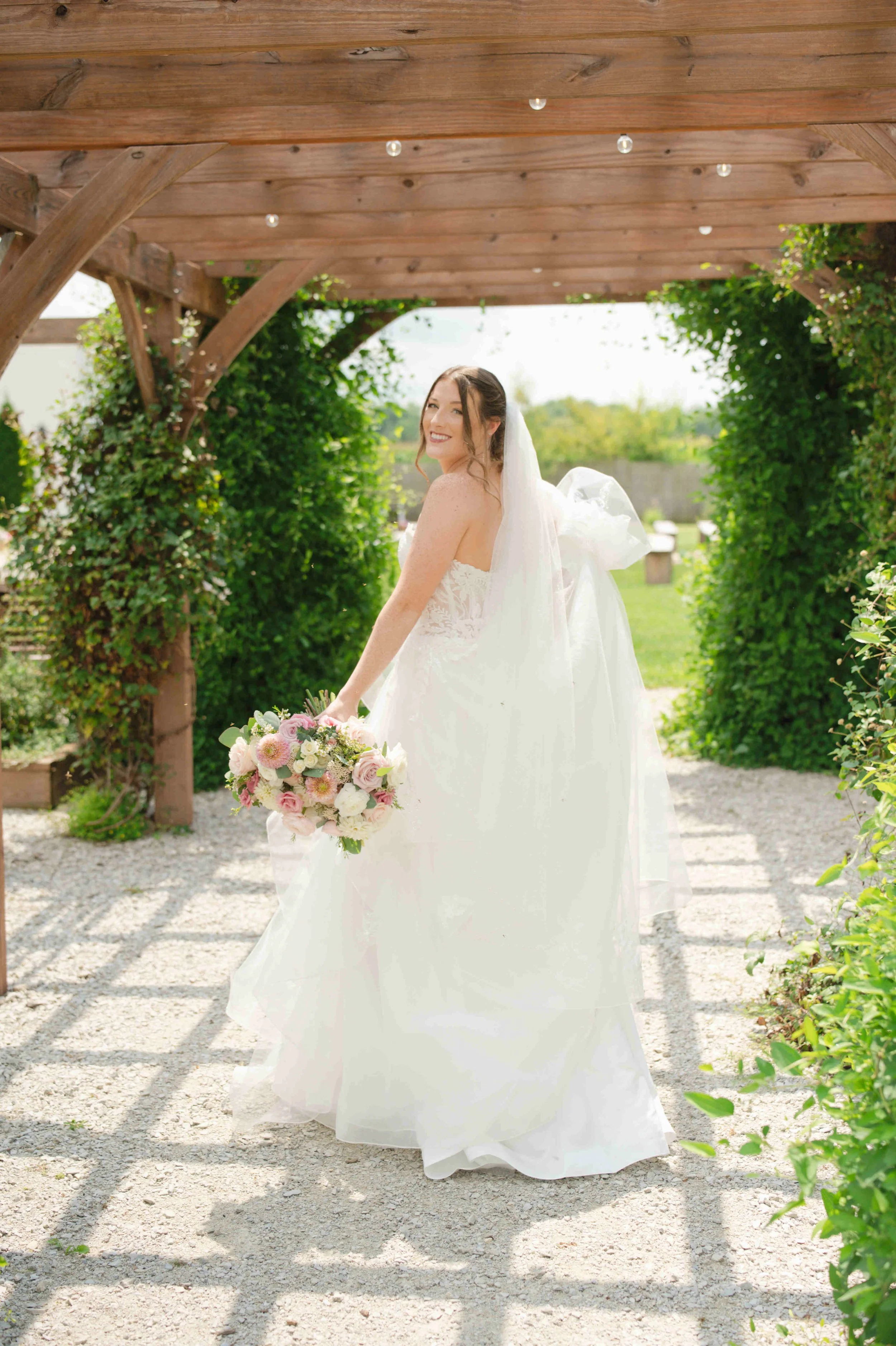 Indiana-August-Wedding-Blossom-Barn-Heather-Corbin-Photography-2026-068.jpg