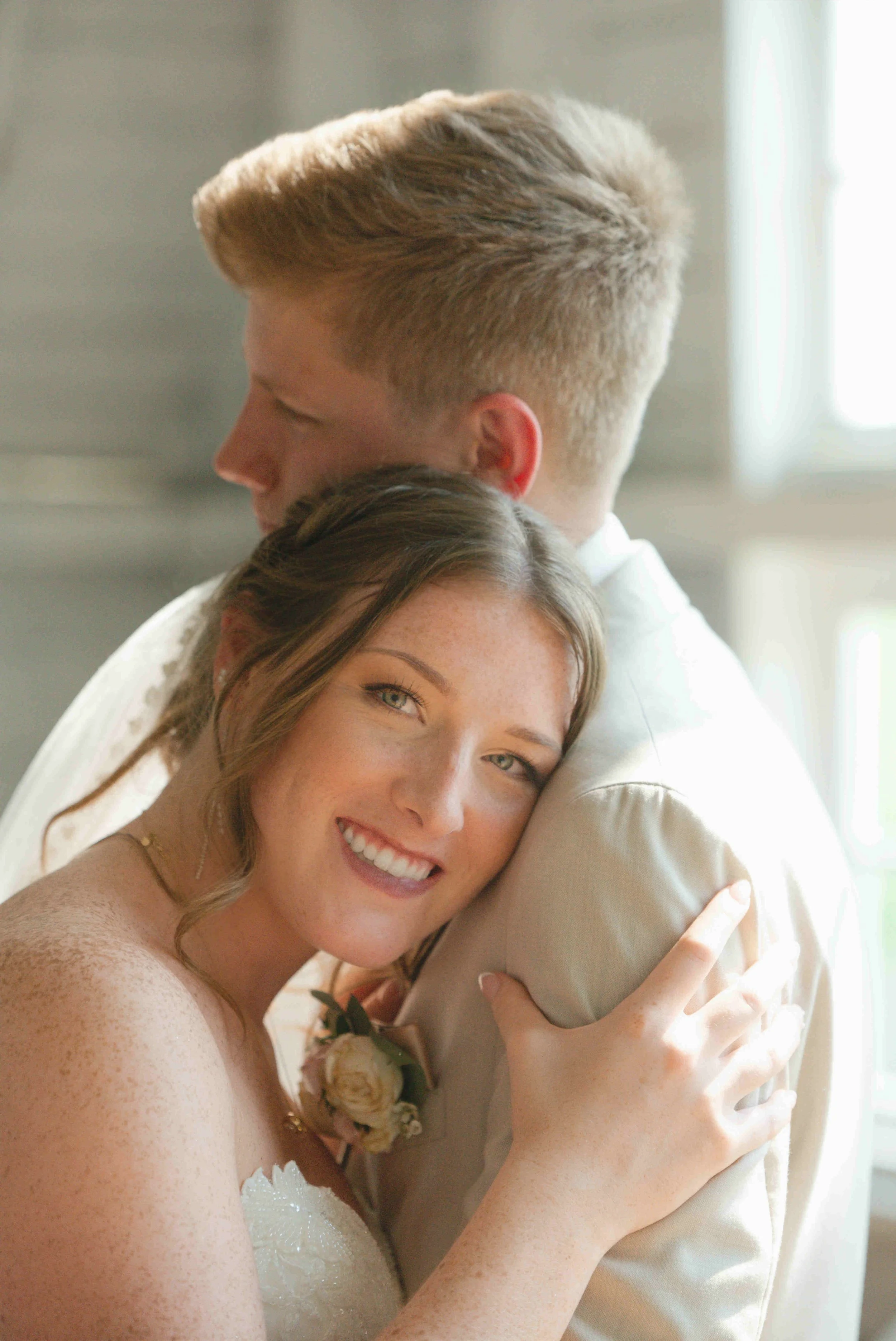 Indiana-August-Wedding-Blossom-Barn-Heather-Corbin-Photography-2026-190.jpg