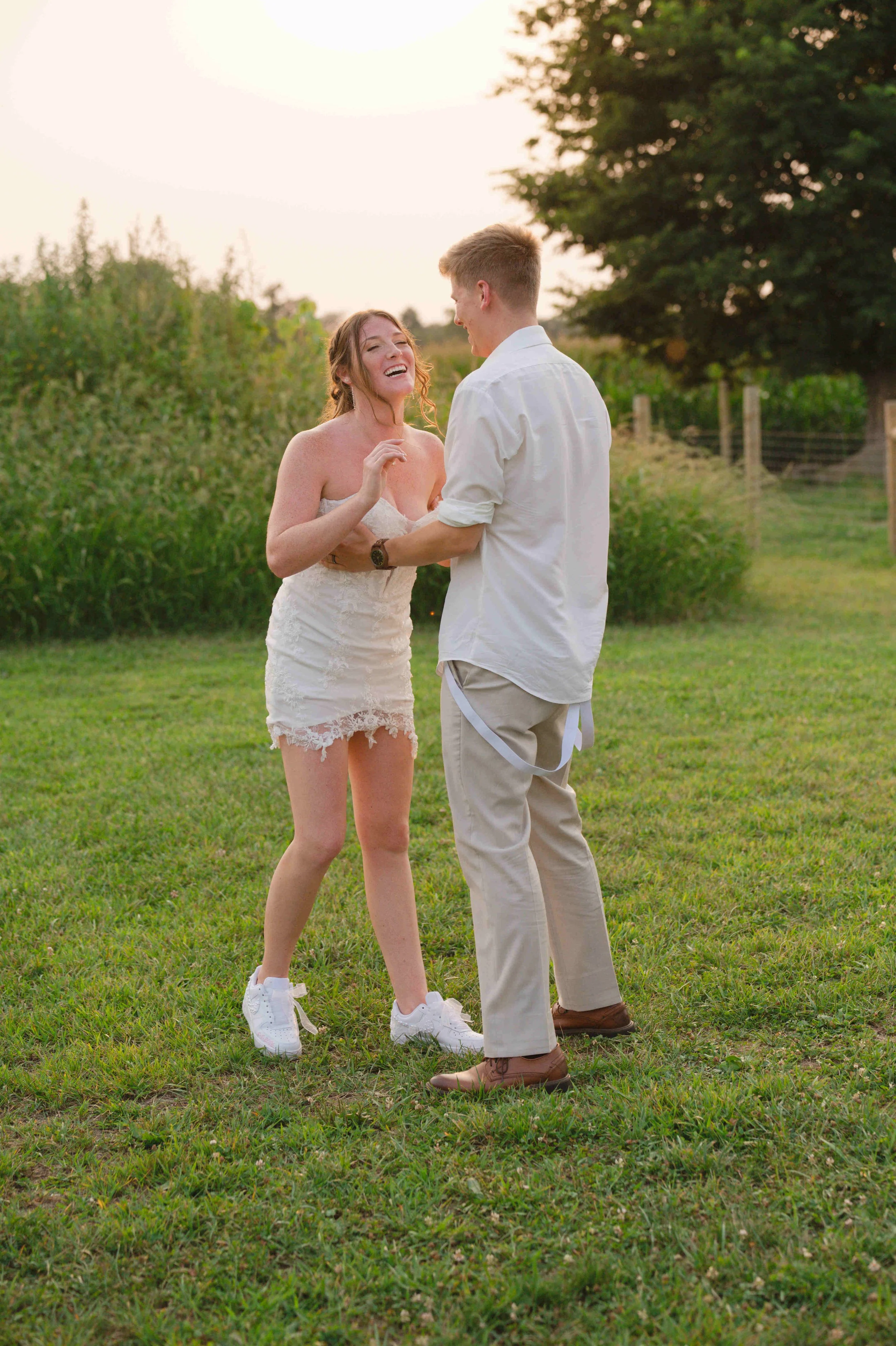 Indiana-August-Wedding-Blossom-Barn-Heather-Corbin-Photography-2026-268.jpg