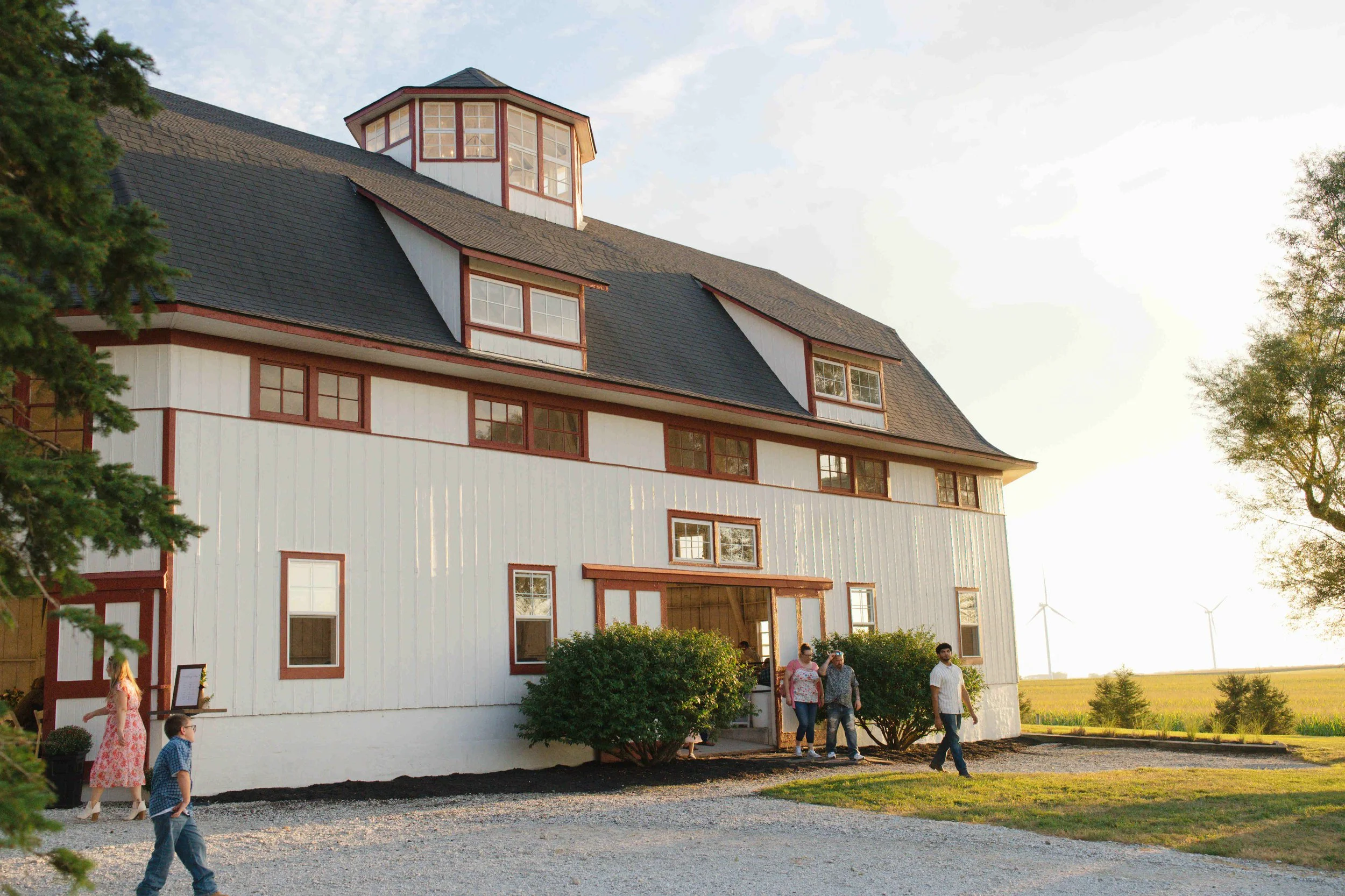 Wedding-Governors-Pavilion-Wolcott-IN-Heather-Corbin-Photography-133.jpg