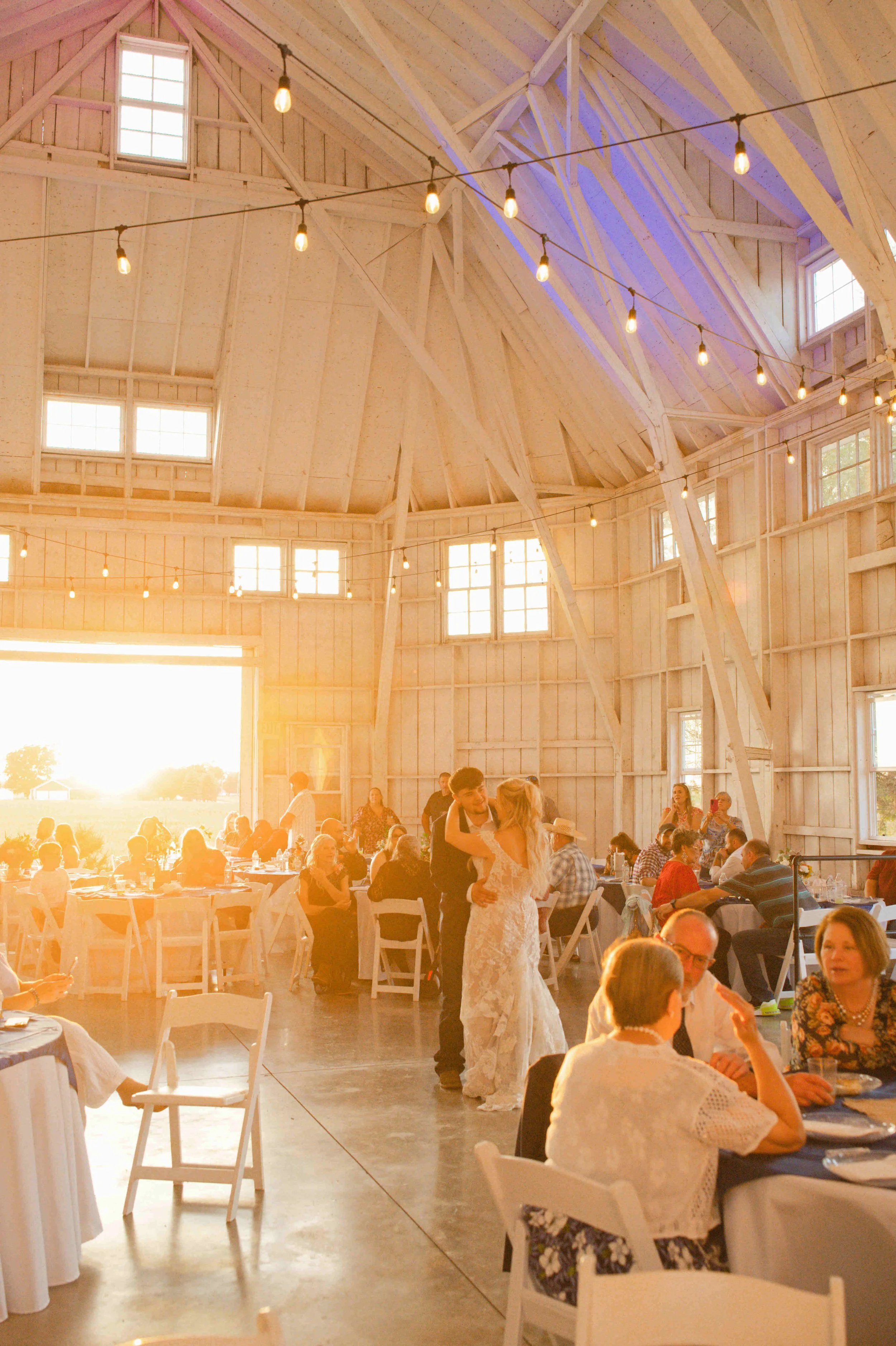 Wedding-Governors-Pavilion-Wolcott-IN-Heather-Corbin-Photography-137.jpg