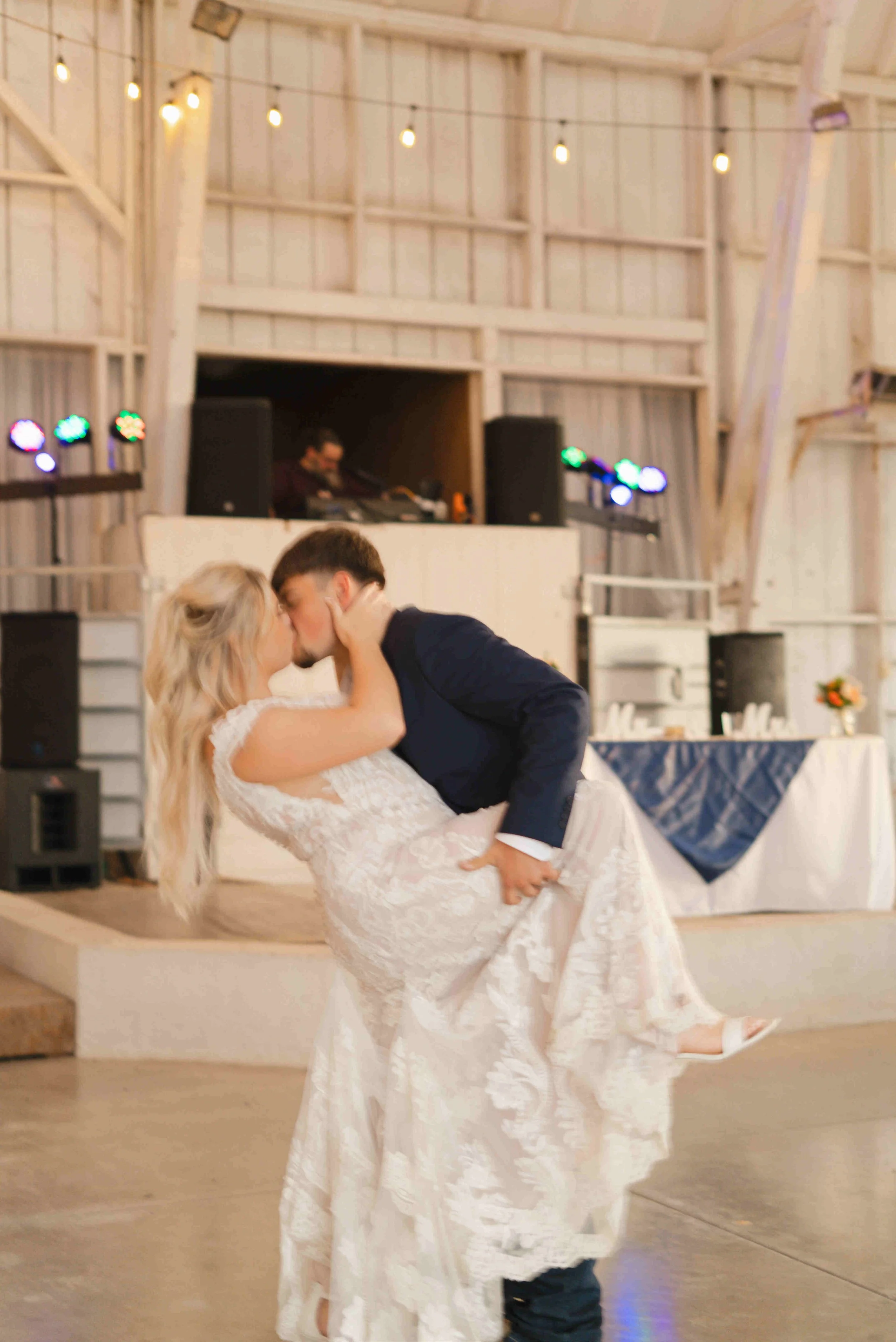 Wedding-Governors-Pavilion-Wolcott-IN-Heather-Corbin-Photography-143.jpg