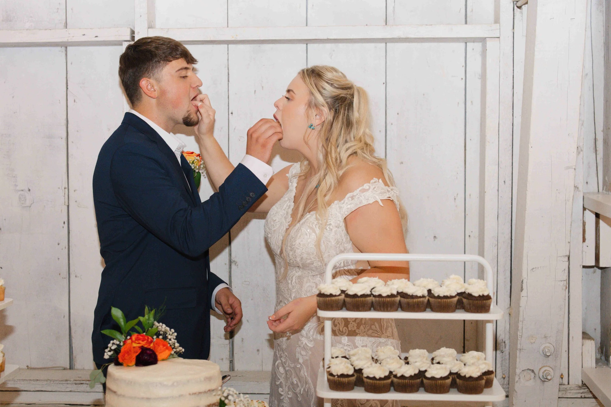 Wedding-Governors-Pavilion-Wolcott-IN-Heather-Corbin-Photography-150.jpg