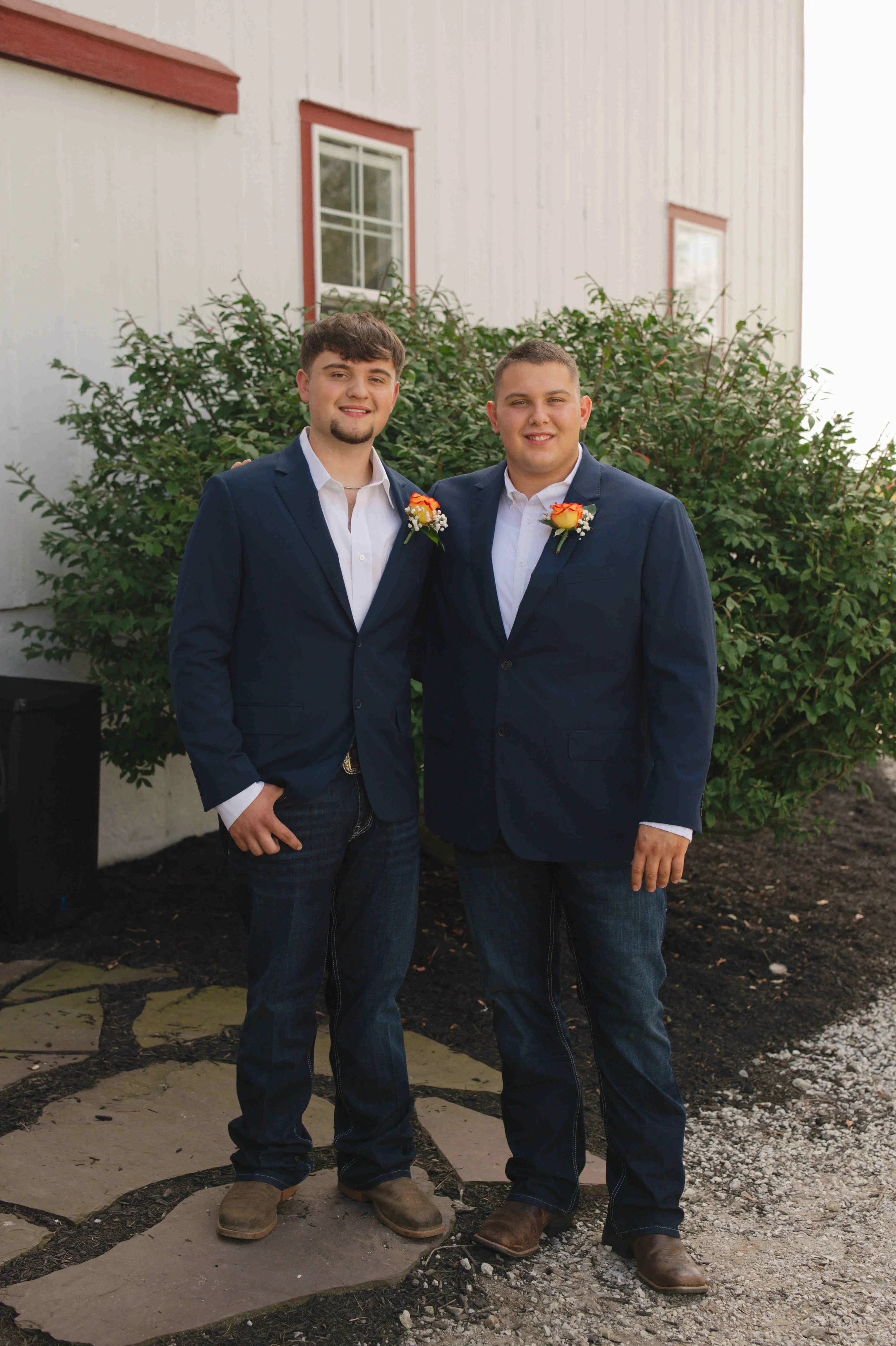 Wedding-Governors-Pavilion-Wolcott-IN-Heather-Corbin-Photography-063.jpg