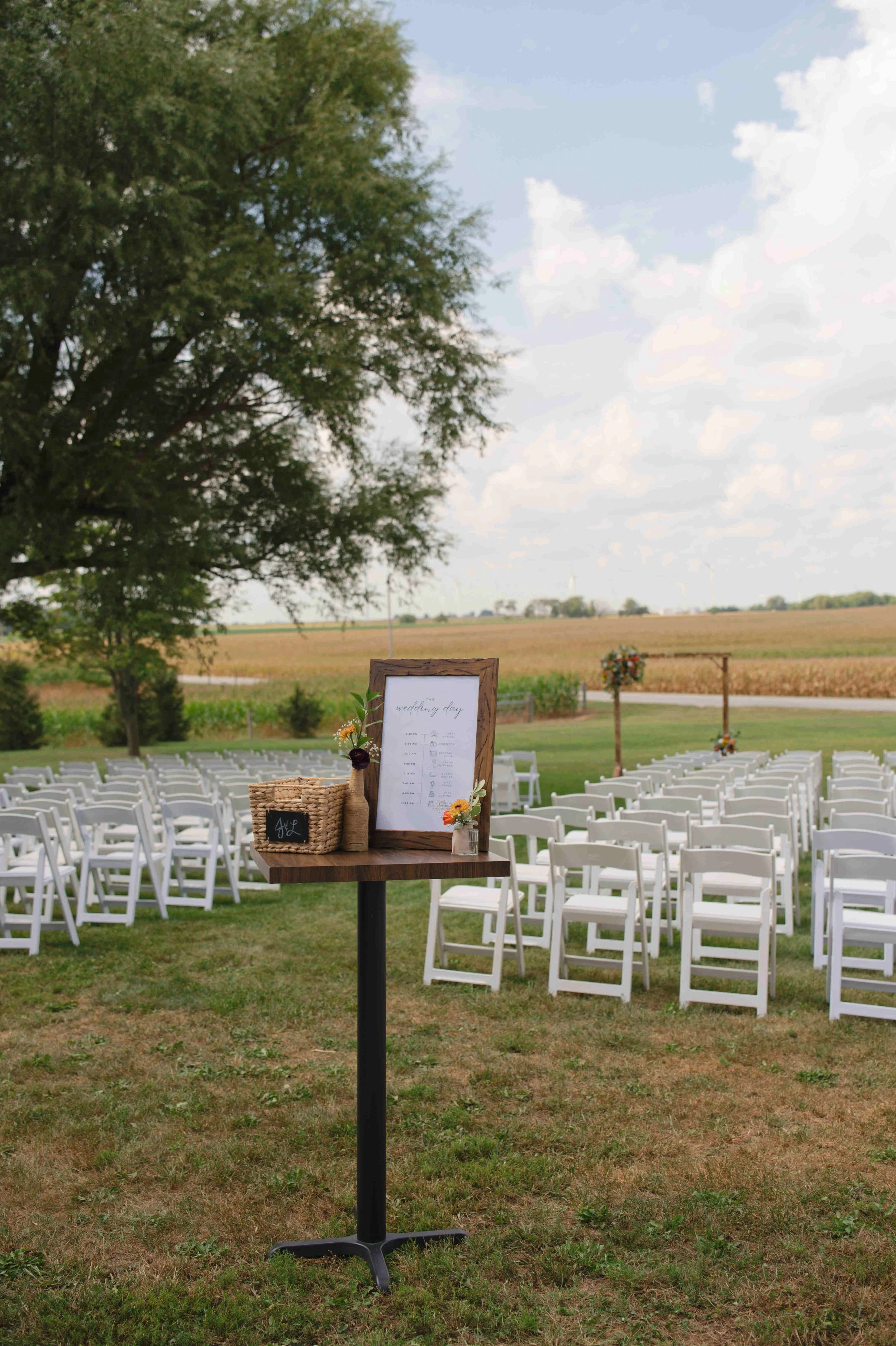 Wedding-Governors-Pavilion-Wolcott-IN-Heather-Corbin-Photography-009.jpg