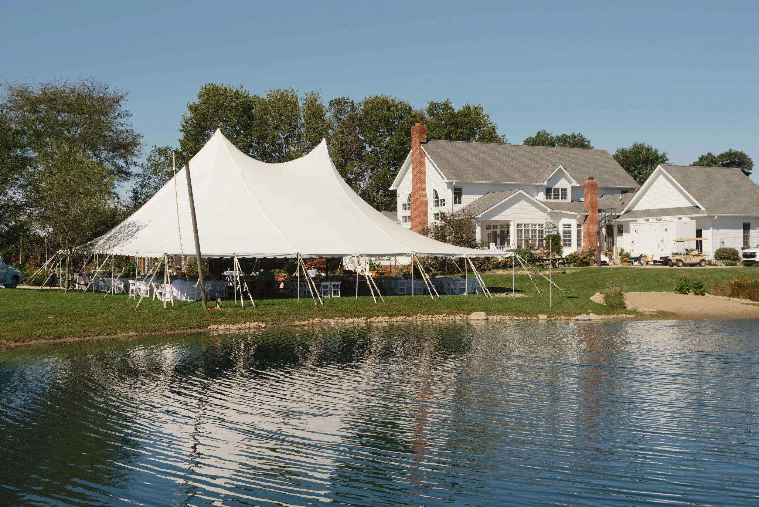 Fall-Indiana-backyard-wedding-Heather-Corbin-Photography-10.jpg