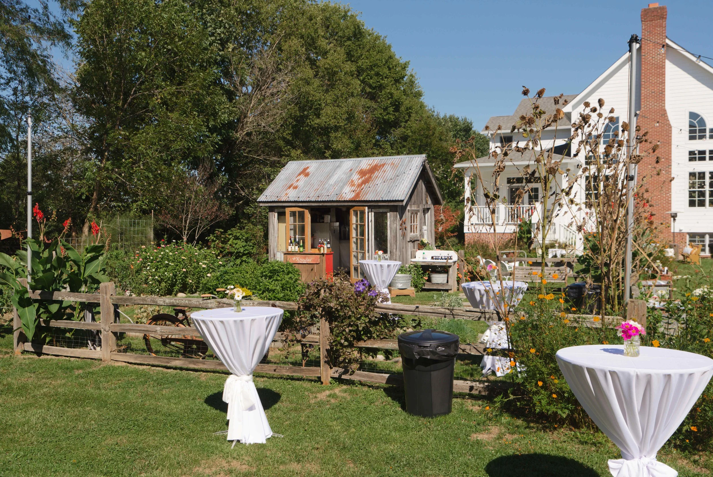 Fall-Indiana-backyard-wedding-Heather-Corbin-Photography-07.jpg