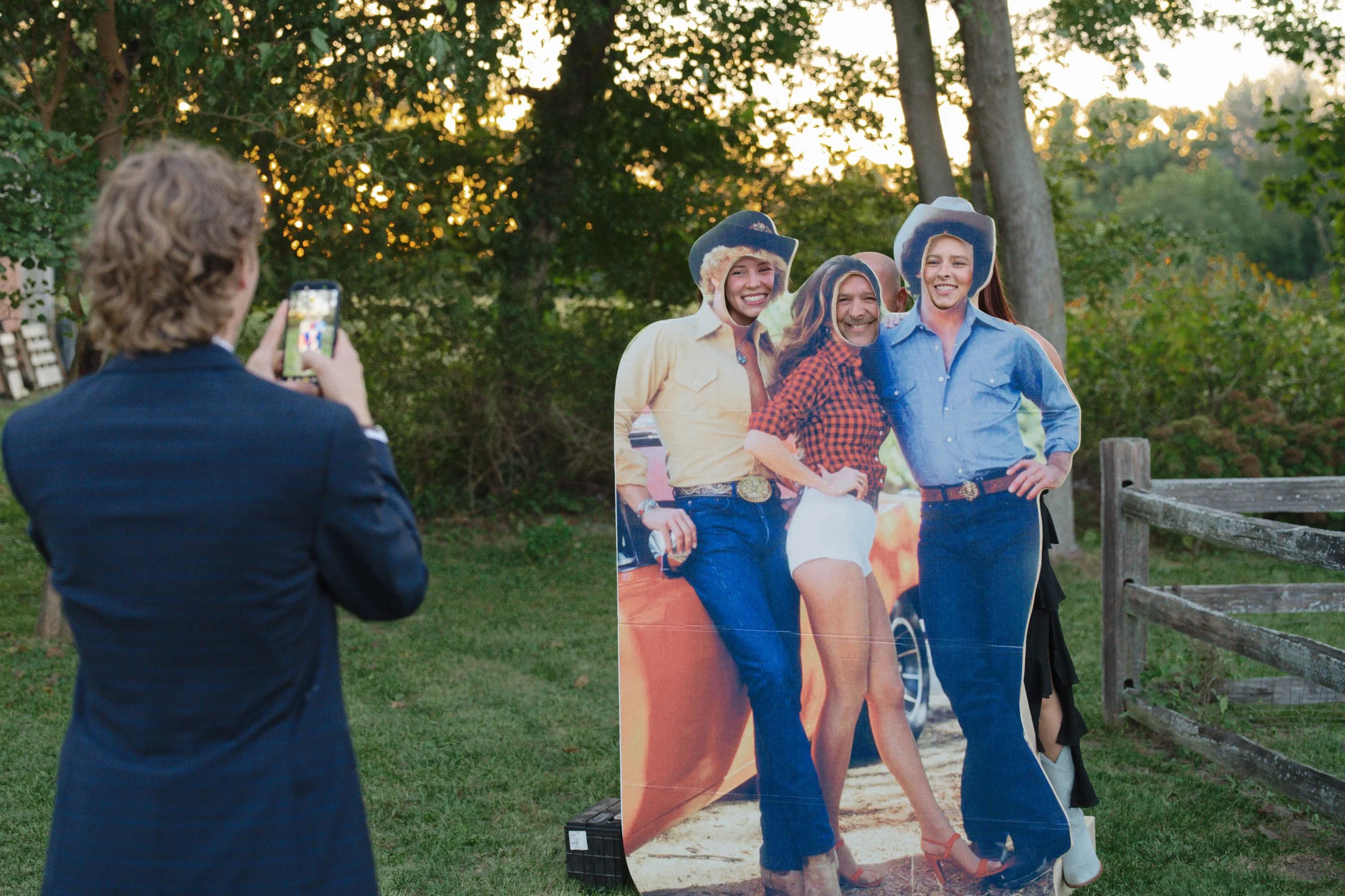 Fall-Indiana-backyard-wedding-Heather-Corbin-Photography-98.jpg