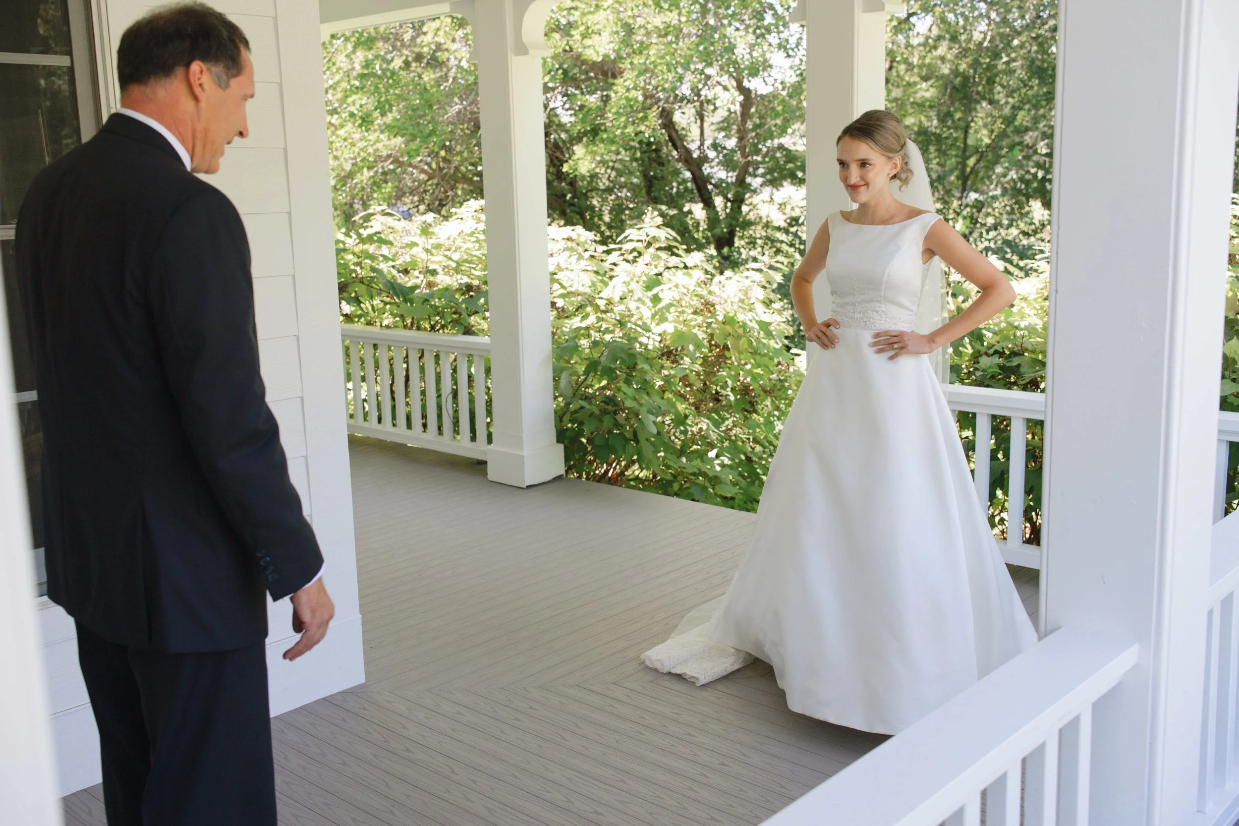 IndianaBackyardGardenWedding-008.jpg