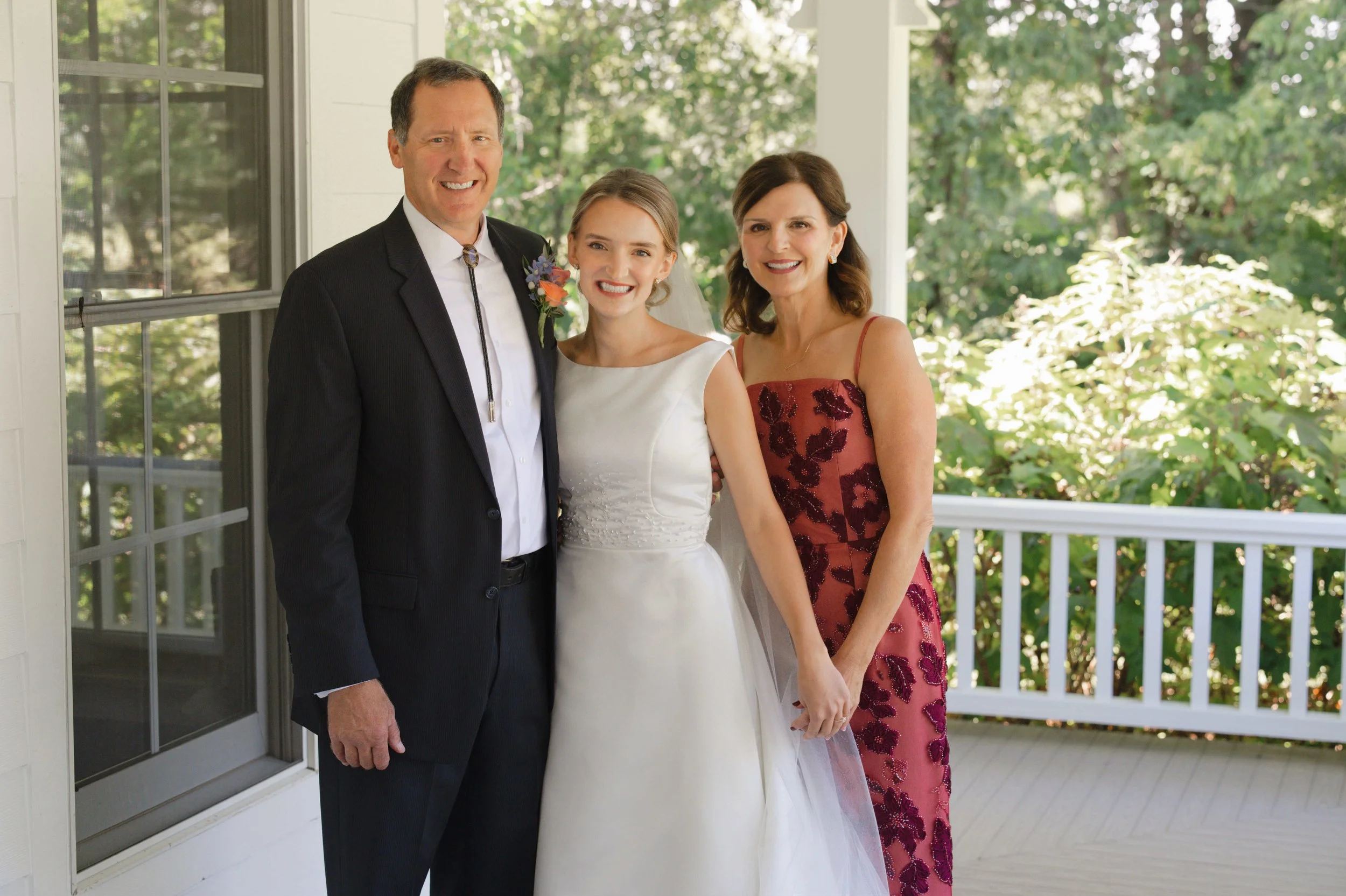 IndianaBackyardGardenWedding-010.jpg