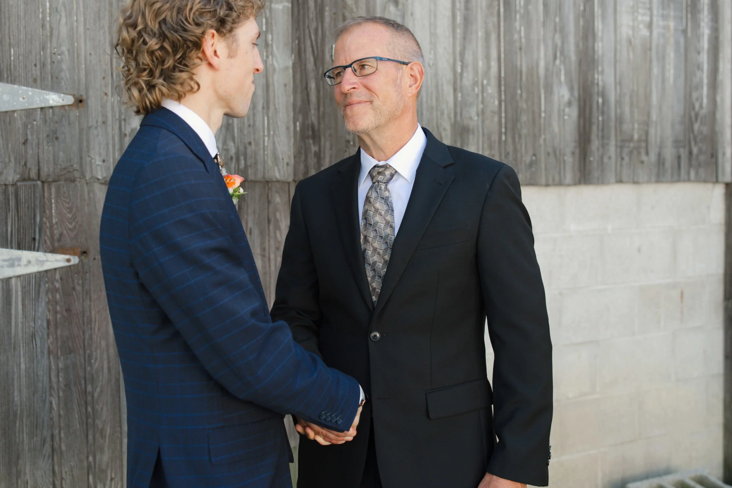 IndianaBackyardGardenWedding-017.jpg