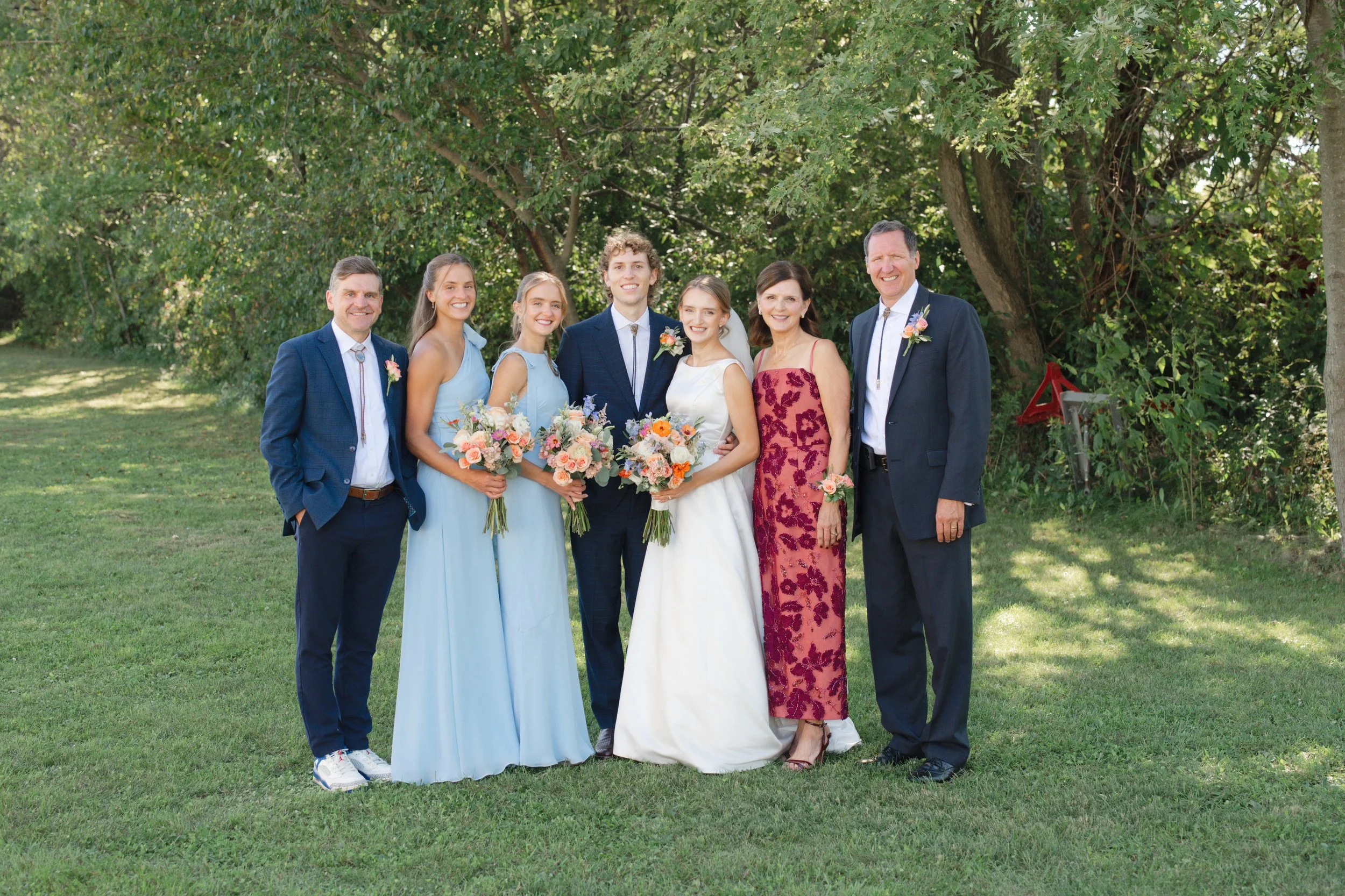 IndianaBackyardGardenWedding-062.jpg