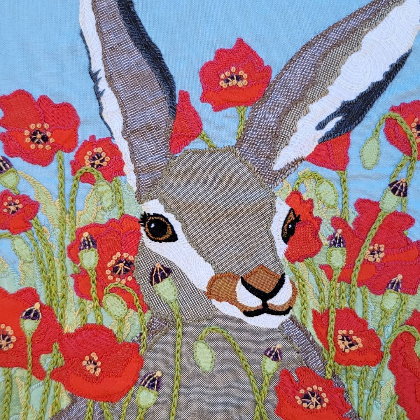 So I got this done...need to get it framed tomorrow and hopefully hung at the Dolores River Brewery Holiday Market, this Saturday 10-3. Should have prints and cards of it too... #hareandpoppies
#christmasincolorado#handstitched #womensart
#contempora