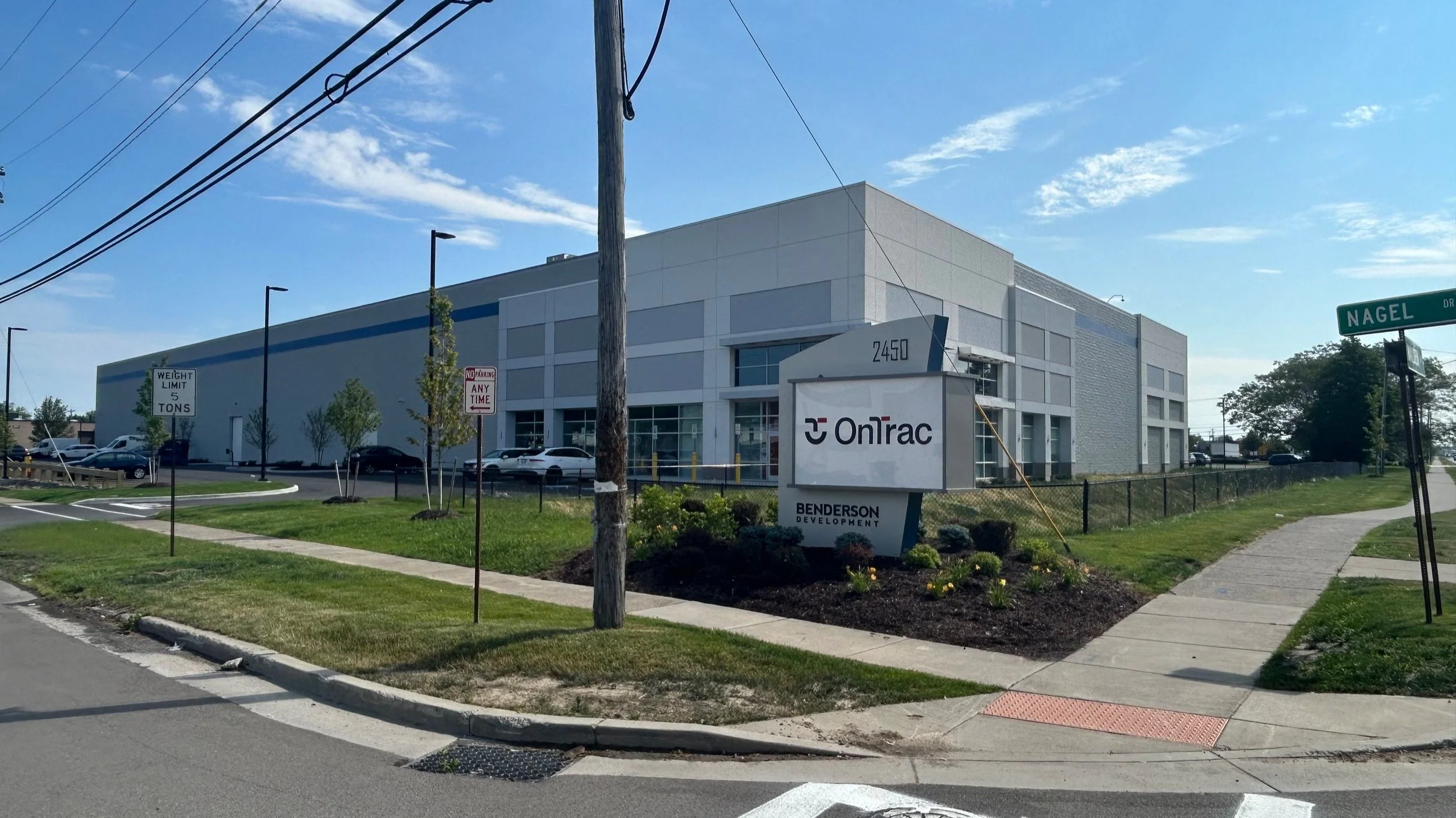 74,000 sq ft Warehouse