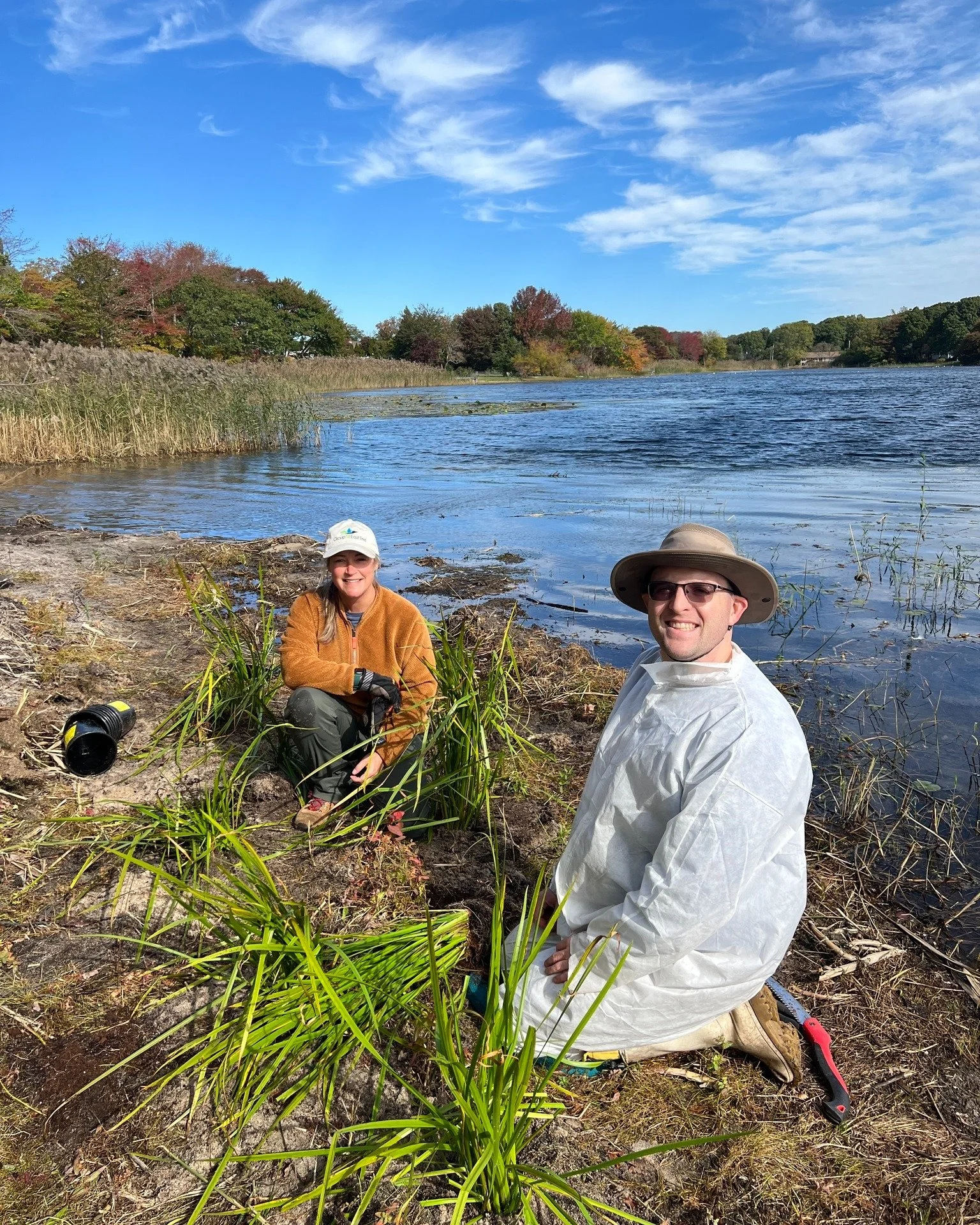 We've got A LOT of native plants to get in the ground at Great Pond in Southold! Will you lend a hand?

Join the Group, @kenneys_mccabesbeachcivic, and the Town of Southold this Friday, October 30 at 10 a.m. as we wrap up the fall season for this inc