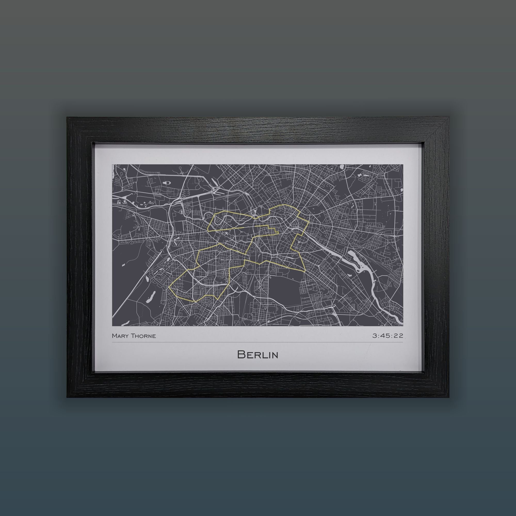 BERLIN-262-RG_SZ-A3_FR-B_MA.jpg