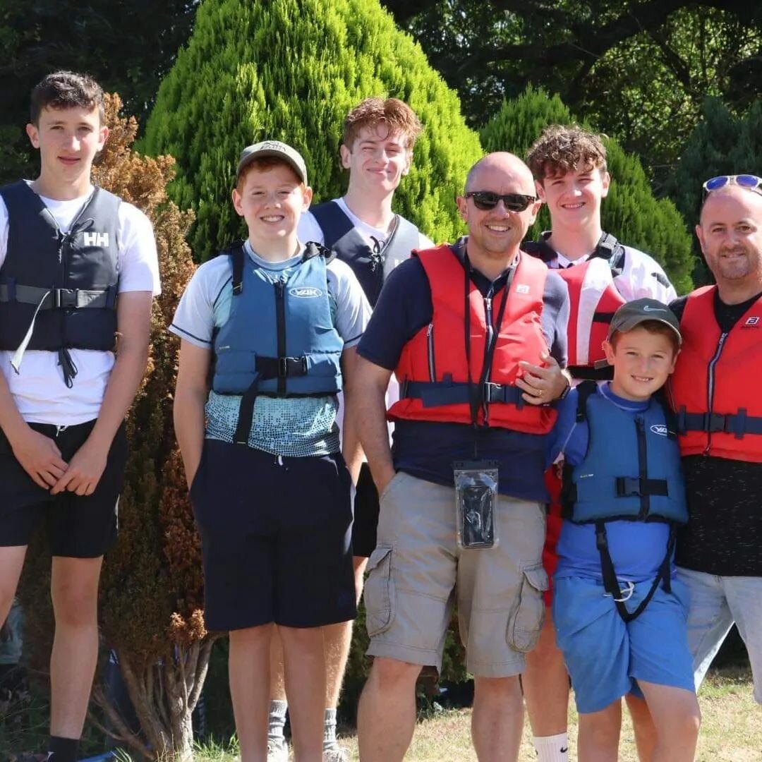 Some snaps of Matthew's group having a paddle on the Stour on Saturday! Another lovely weekend, thanks everyone 🛶🌳🌞

#riverstour 
#sudburysuffolk 
#Essex 
#suffolk 
#kayaking 
#summerholidays 
#familyfun