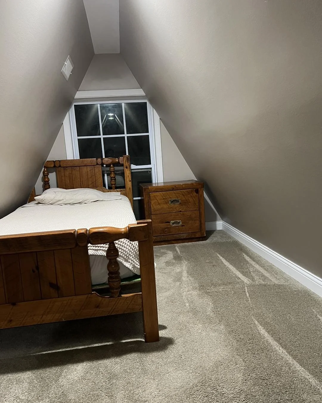 Bedroom 3.jpg