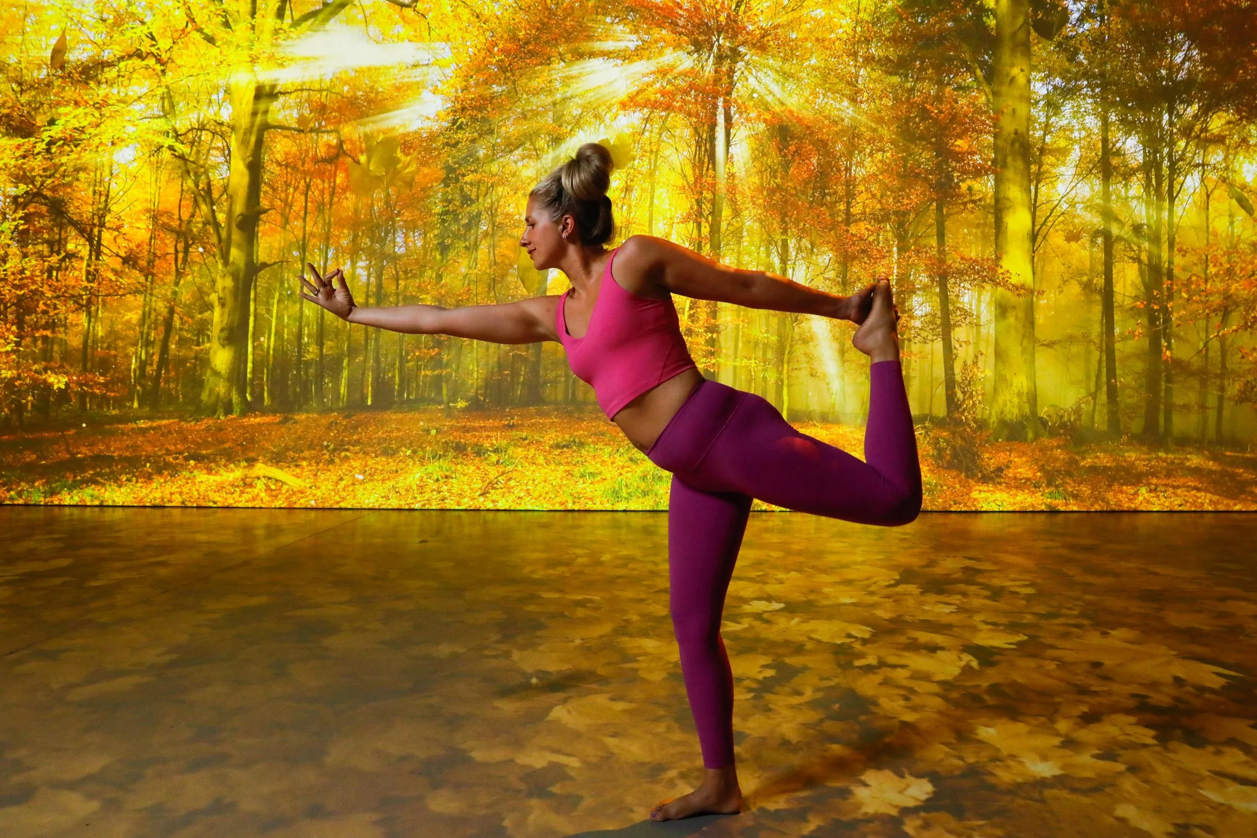 NO REPRO FEE Van Gogh Immersive Yoga 002.jpeg