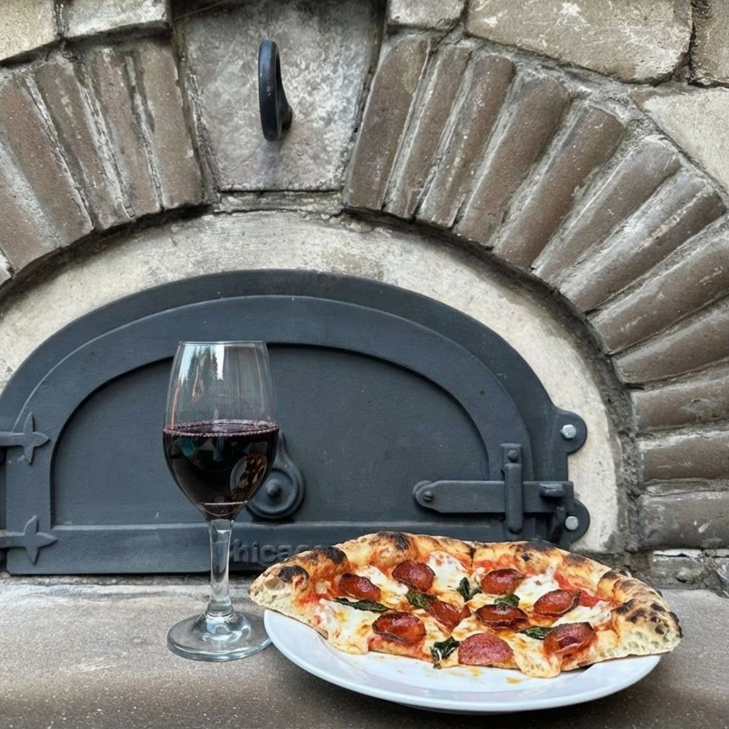 Fire and wine: does the fuel you use for your BBQ change the wine you should choose?

The answer is yes and here&rsquo;s what you need to know for the optimal wine and barbecue pairings.

https://www.smokefiregrill.ca/blog//backyard-bbq-wine-pairing-