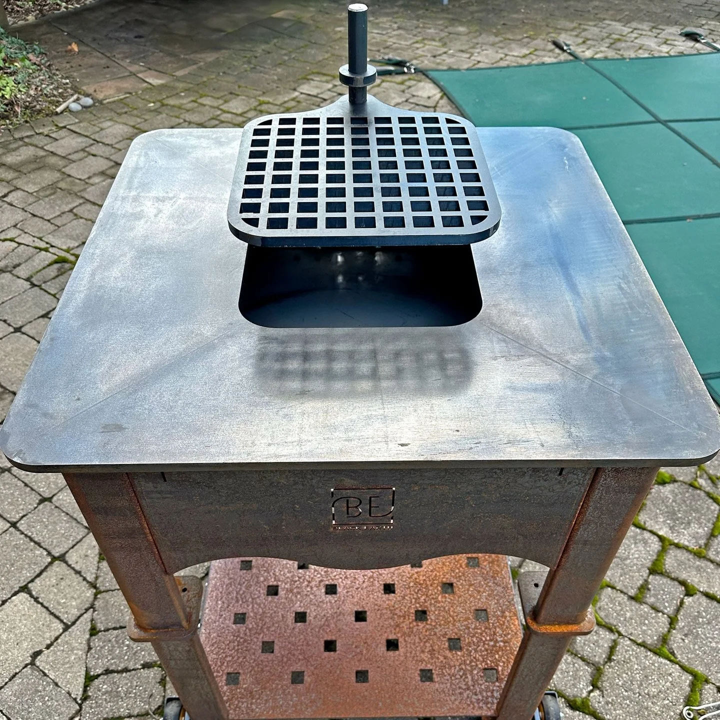 The Teppan 29 from Black Earth Grills is a backyard hardwood beast.

With a solid carbon steel cooking surface and grill grate, this Teppanyaki-style grill or (brasero-plancha if you prefer) is a live fire beast that&rsquo;s waiting for anything you 