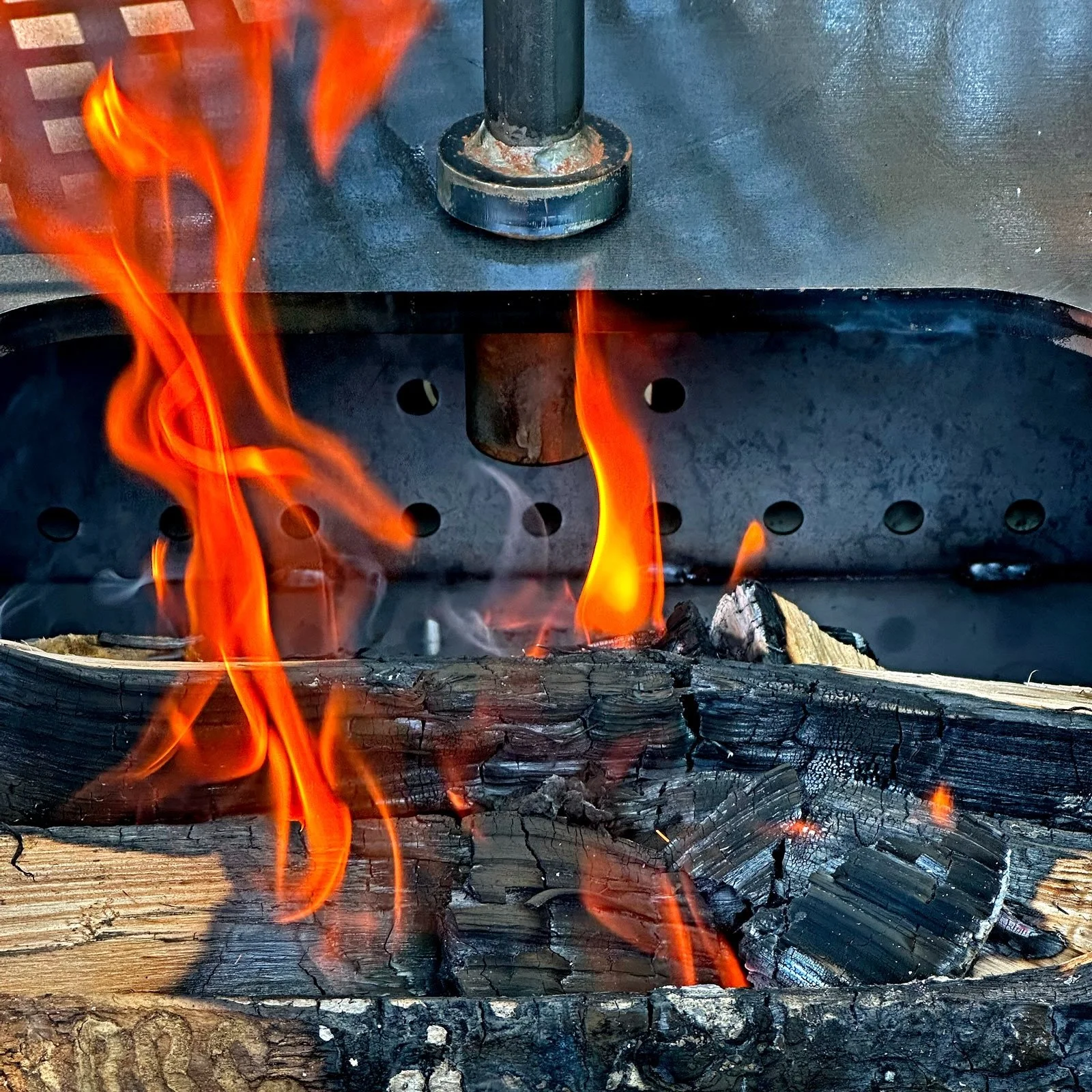 How long do hardwood coals stay hot enough for cooking?

Managing heat in a live-fire set-up is a lot different than turning knobs on a gas grill or pellet grill. What you need to know about hardwood and lump charcoal cooking.

https://www.smokefireg