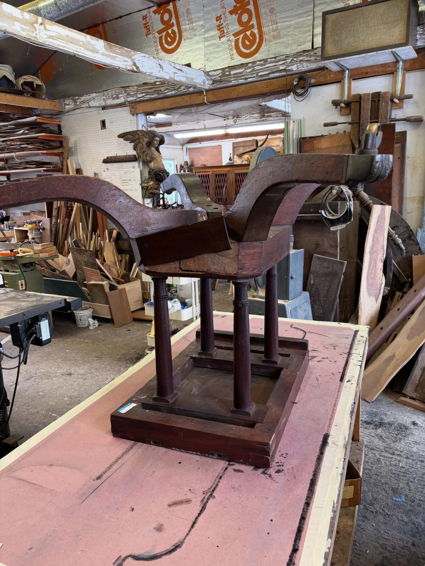Not long ago I came across this early 19th century tilt top table in beautiful old mahogany. Unfortunately the base suffered from severe insect damage and had shattered into several pieces, with some major losses to the poplar secondary wood that mad