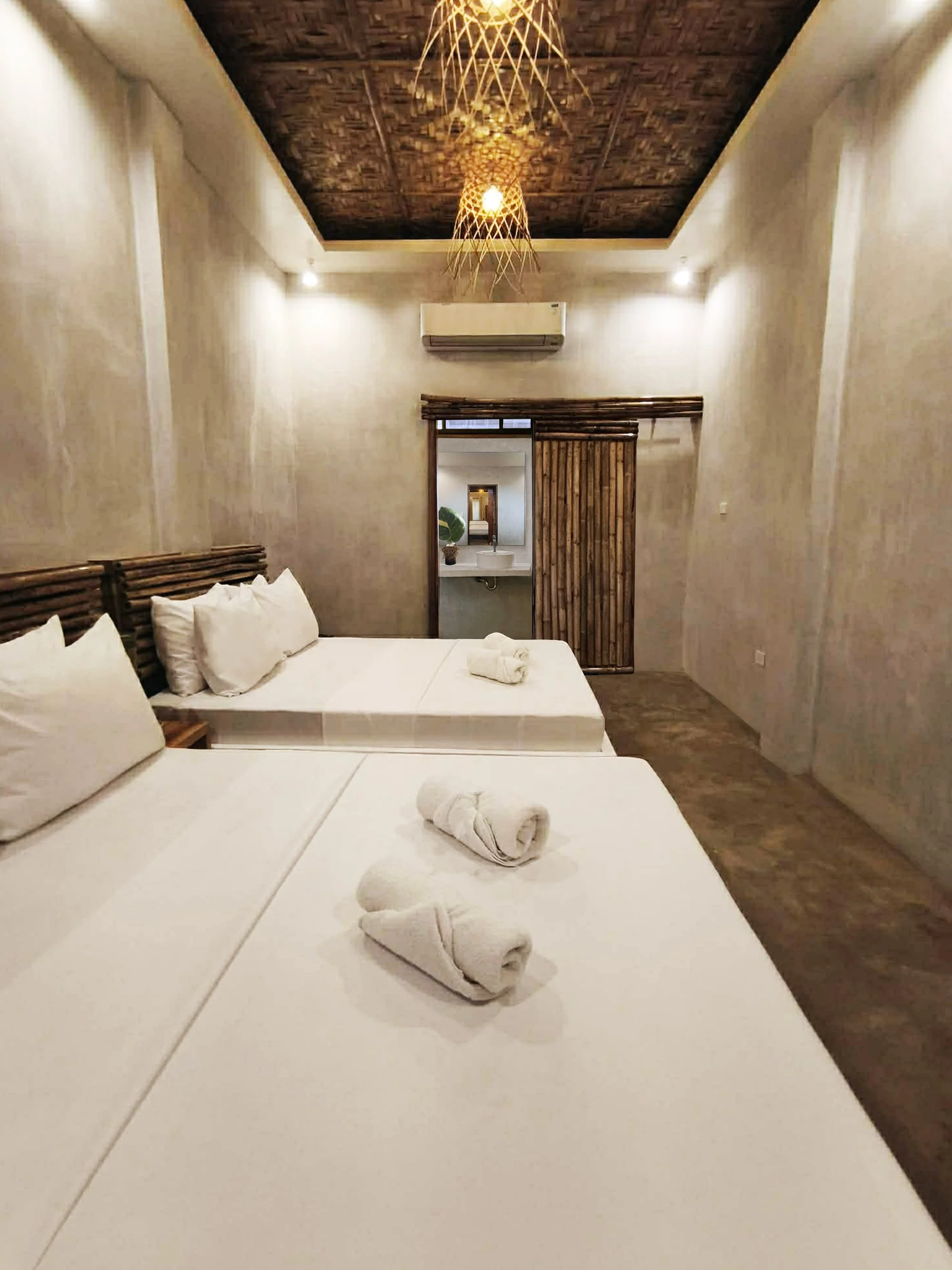 © KAWAYAN HOSTEL FAMILY ROOMS2.jpg