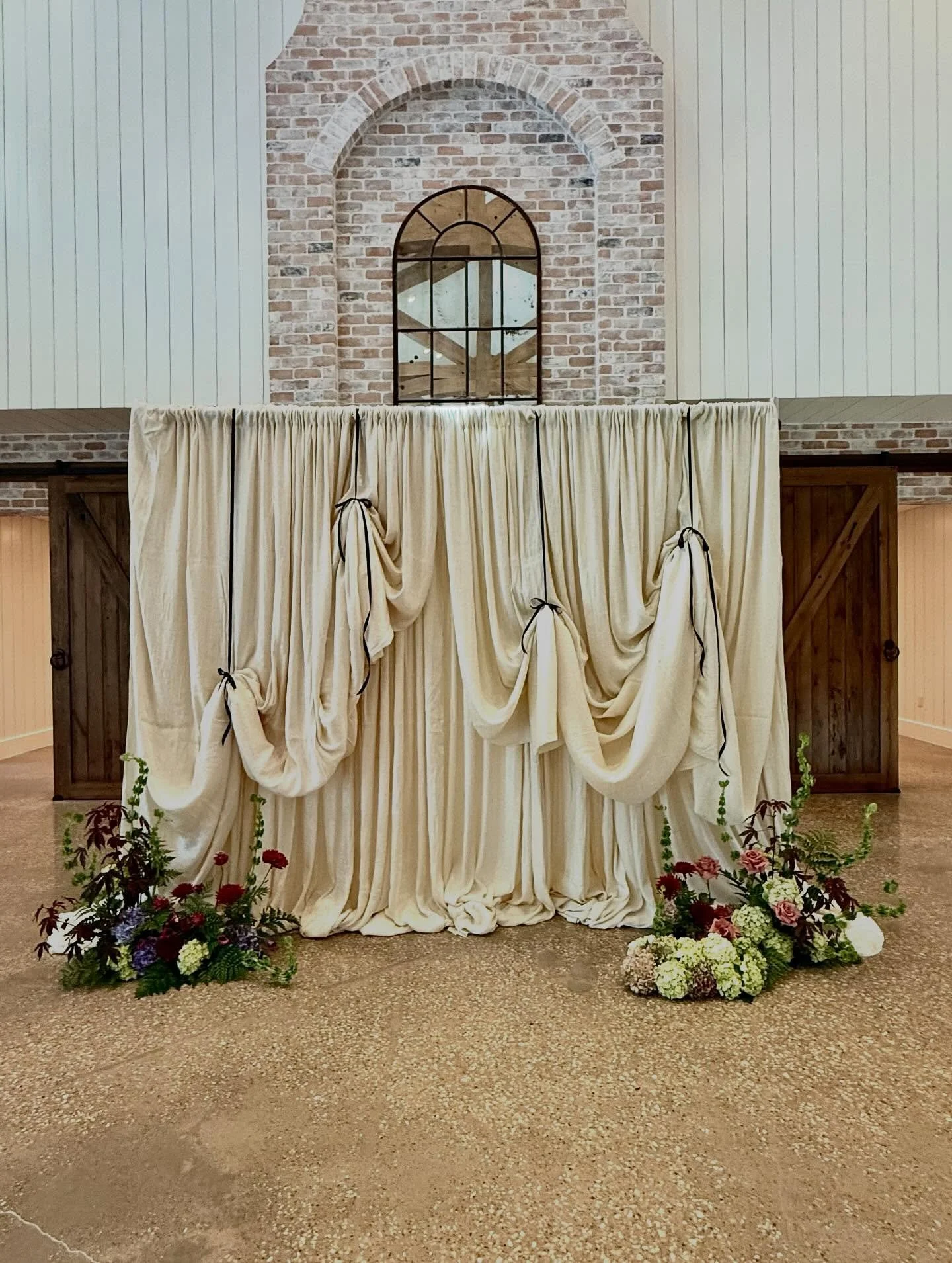 Swipe left to see the cover of the 2025 Wed Society&reg; | Houston Book of Weddings! Such an honor to help bring their vision to life at yesterday&rsquo;s stunning reveal event. Grateful to have collaborated with such an incredible team of vendors wh