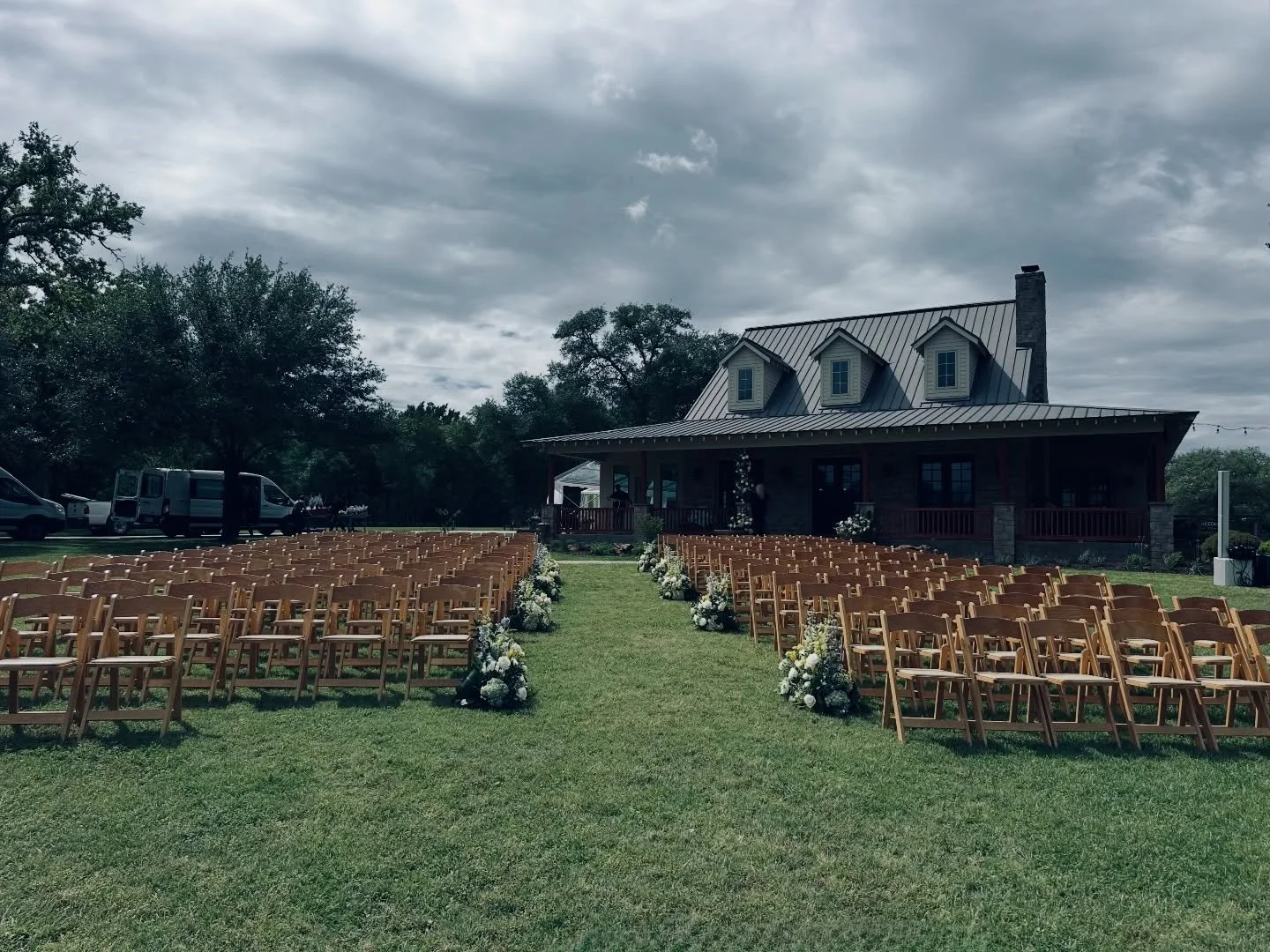 Another stunning tented wedding in the books! 🤍 We loved bringing this spring inspired celebration to life, full of fresh blooms, soft details, and unforgettable moments. 😍 #weddinginspo #houstonweddings #tentrentals #eventrentals