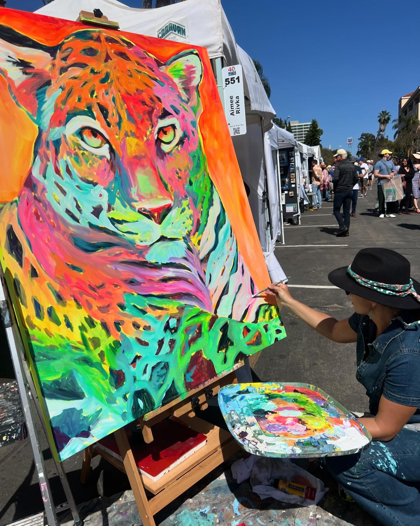 I spent the weekend at Artwalk live painting this Jaguar. Her name is Nindiri and she lives at the @sandiegozoo  I based the piece on a gorgeous photo taken by @sdnaturenerd Scroll through to the end to see the original photo. 
This was the first tim