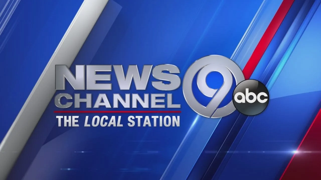 News Production Assistant I - Teleprompter operation, Floor management, and CG operation for news productions and "Bridge Street." Winner of NYS Emmy for Morning Newscast in Medium/Small Markets for work on "Rome In Ruins" broadcast.